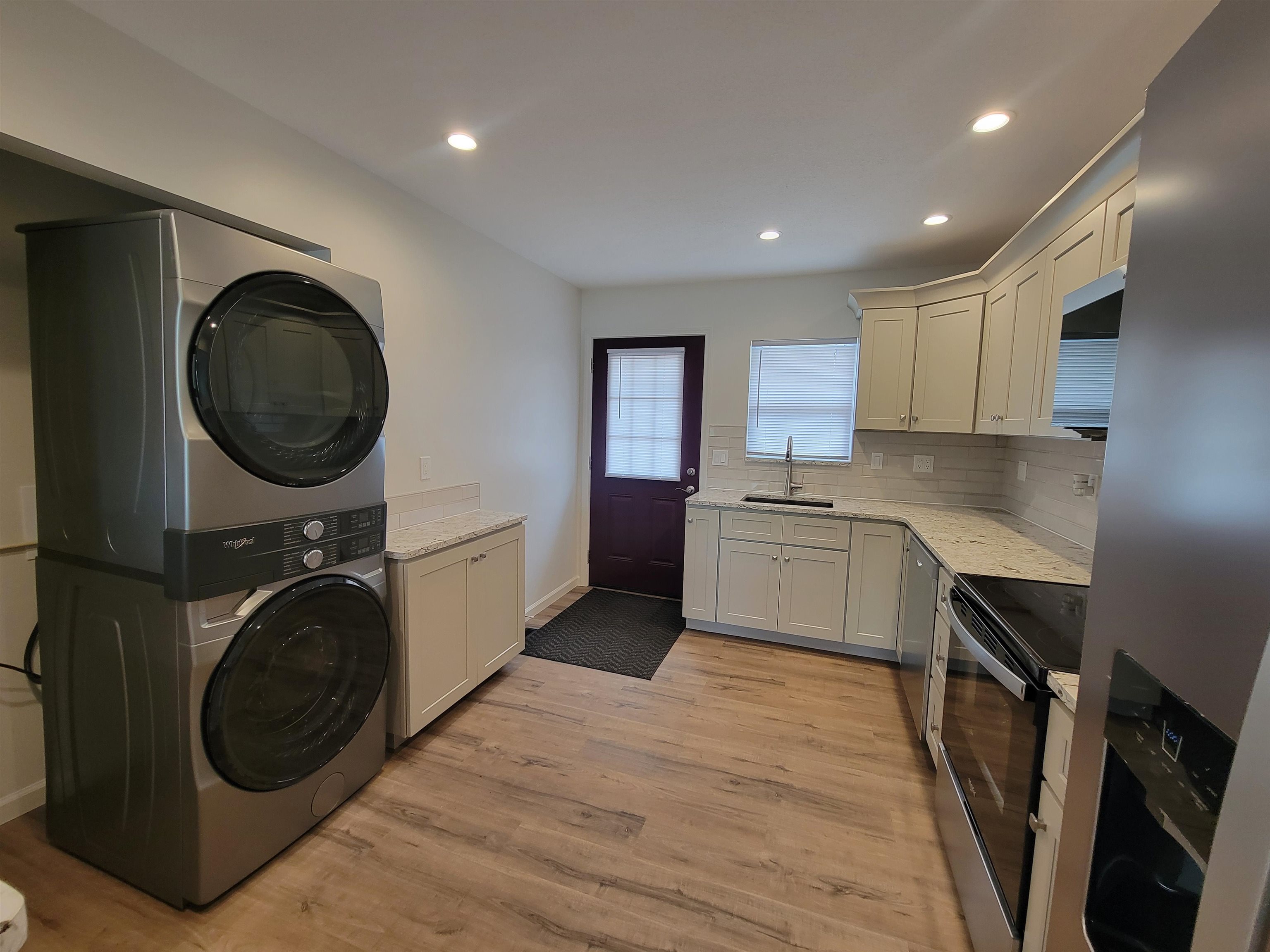 914 N Blaine Property Photo 18