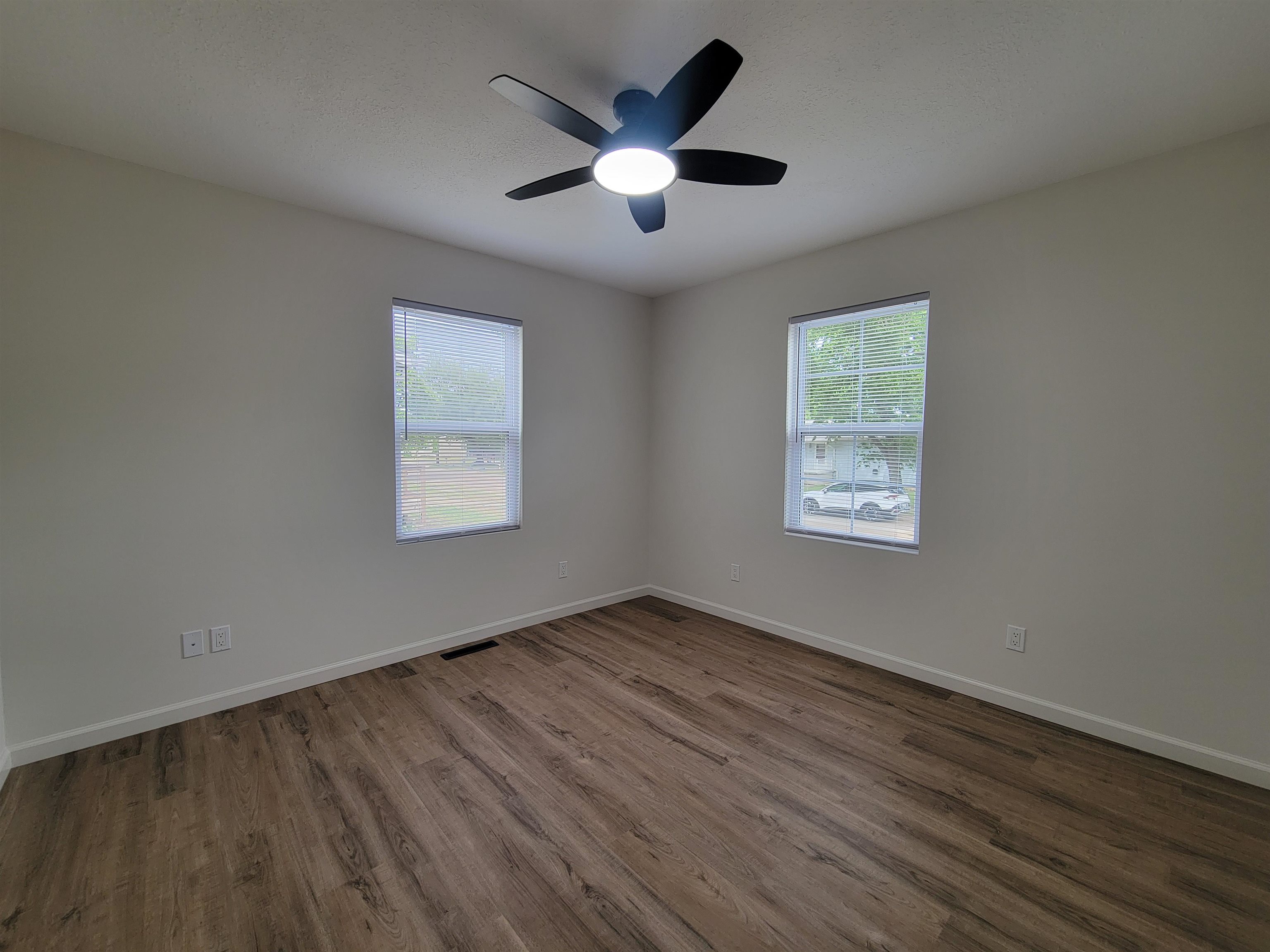 914 N Blaine Property Photo 19