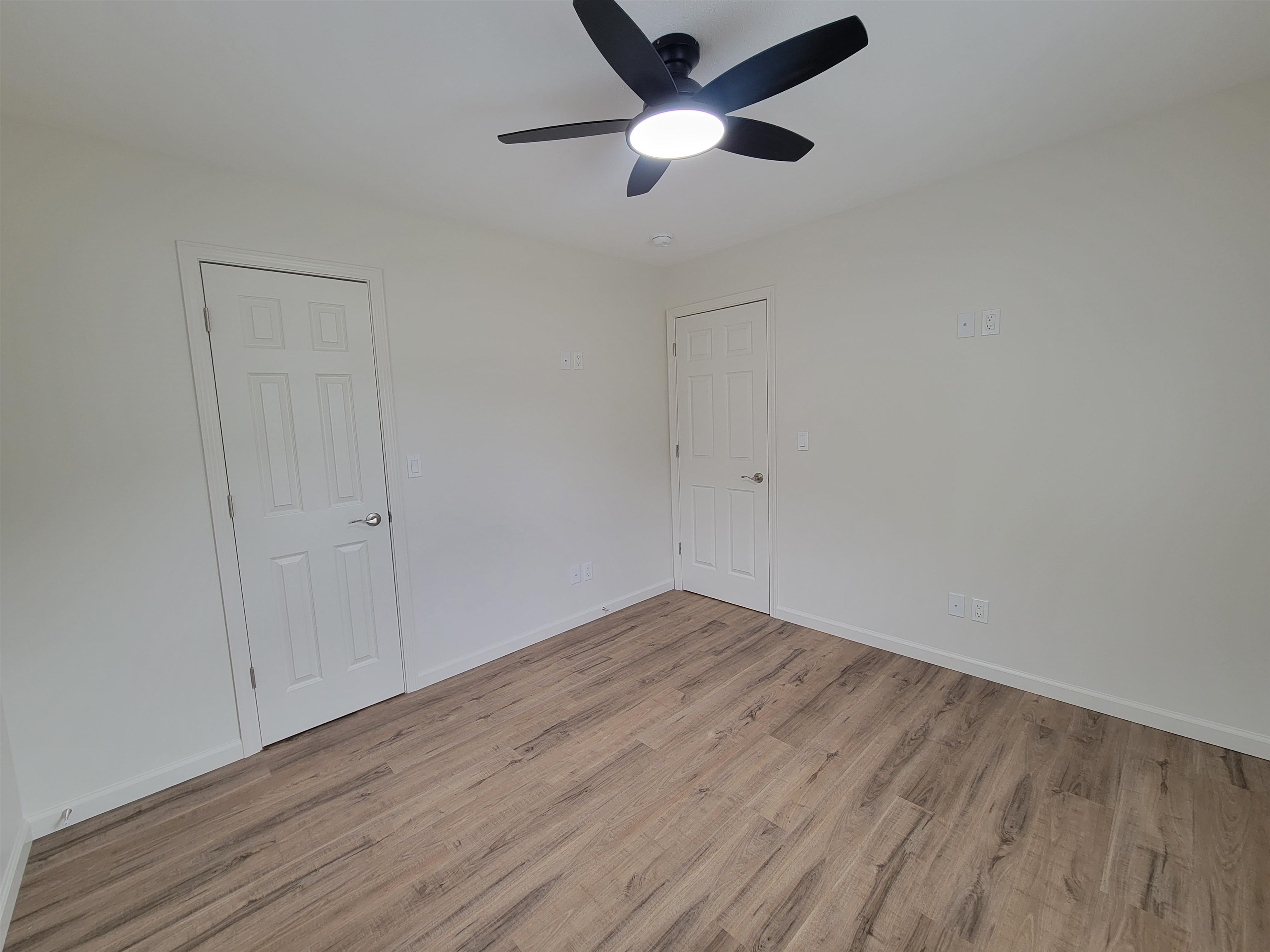 914 N Blaine Property Photo 23