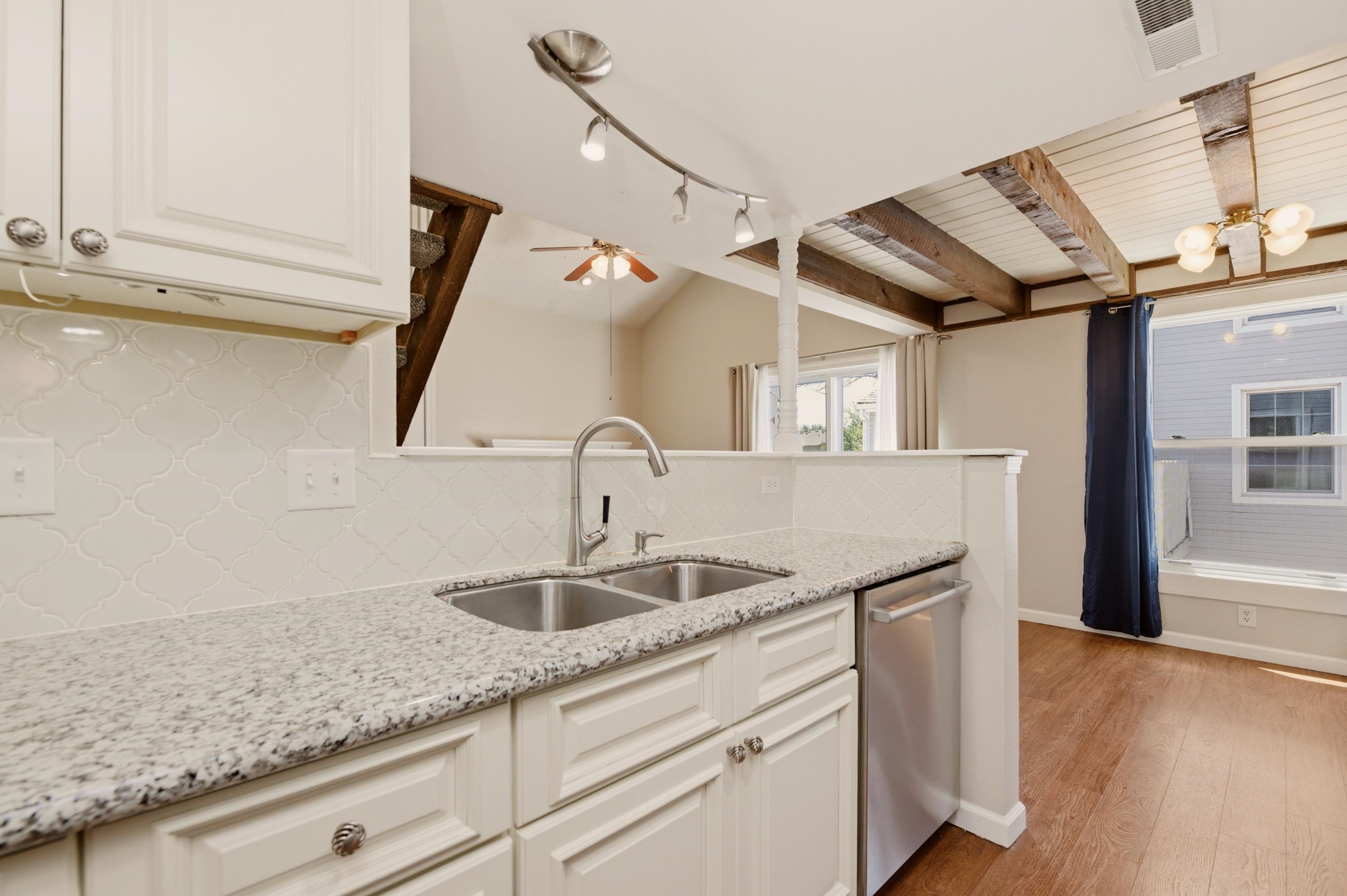 1717 S Cypress St #1522 Property Photo 11