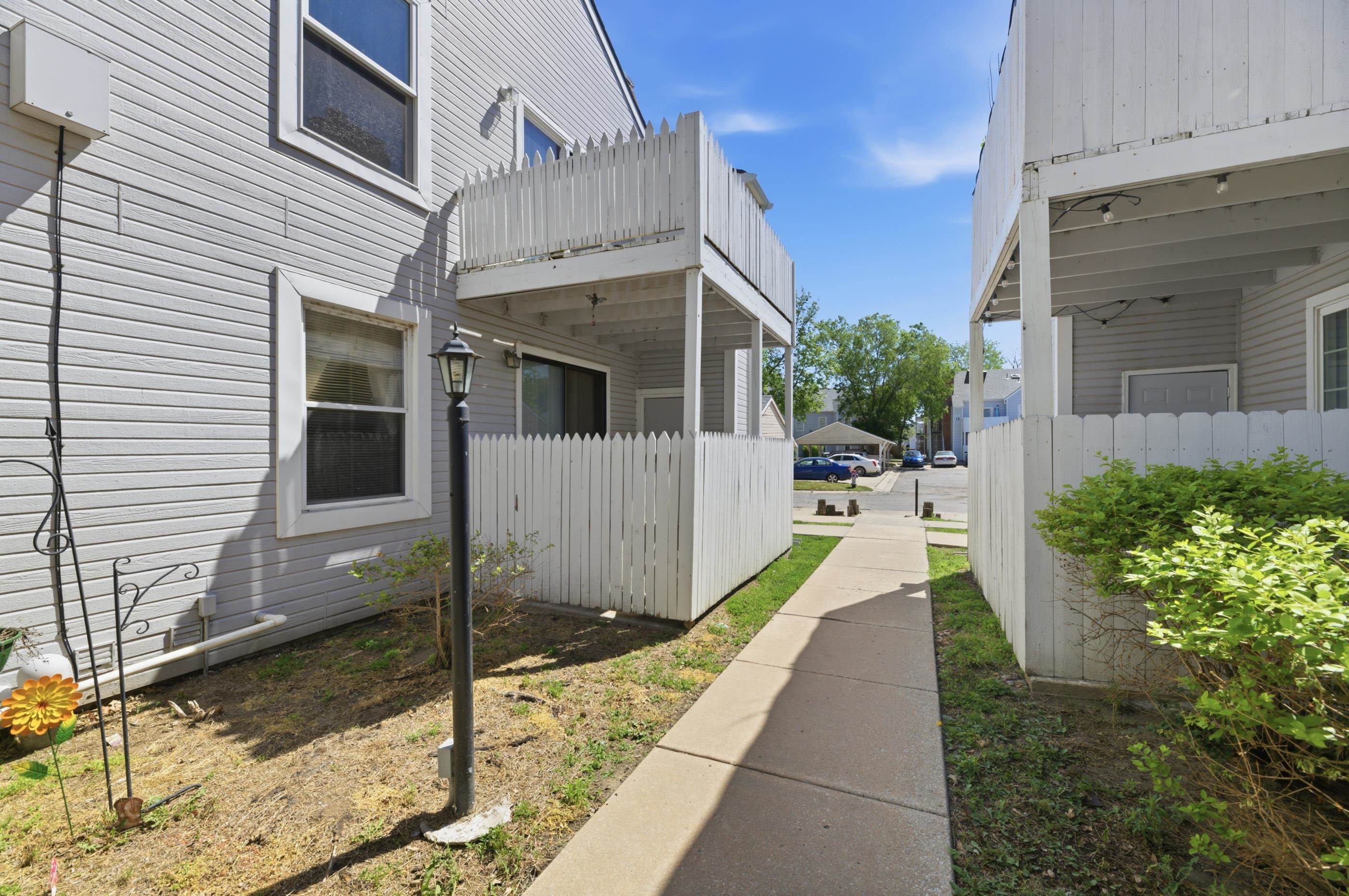 1717 S Cypress St #1522 Property Photo 25