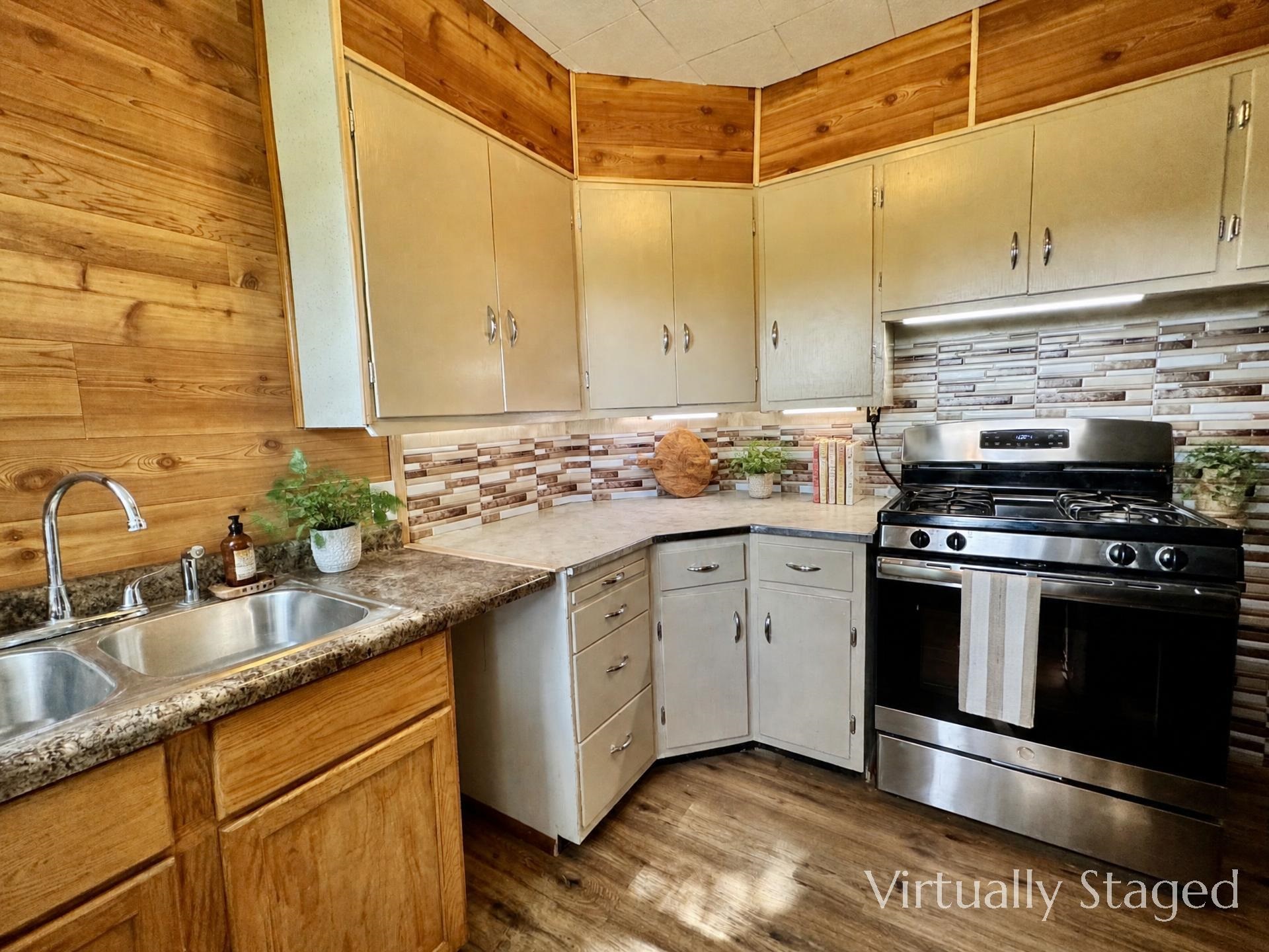 617 N Washington St Property Photo 2