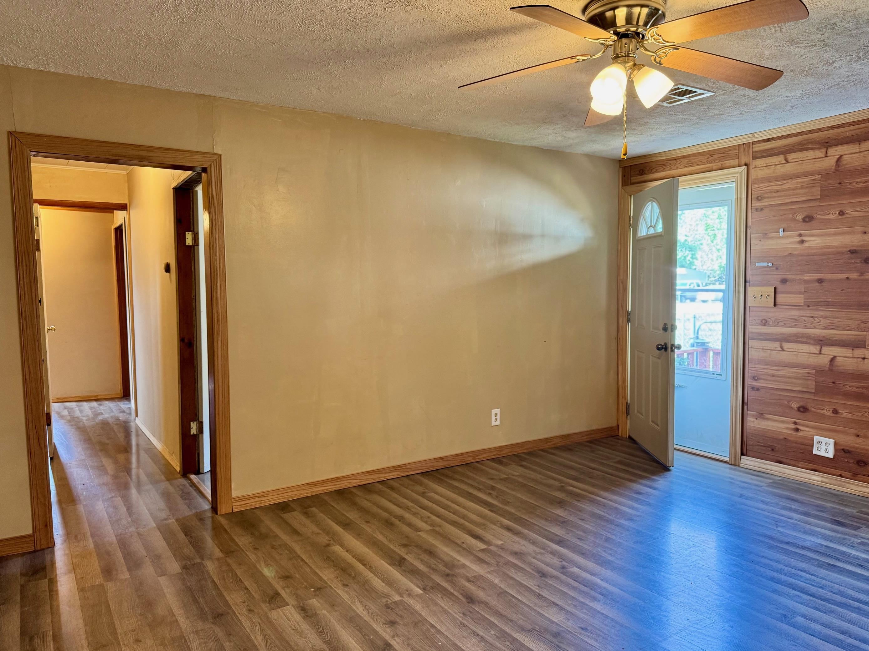 617 N Washington St Property Photo 10