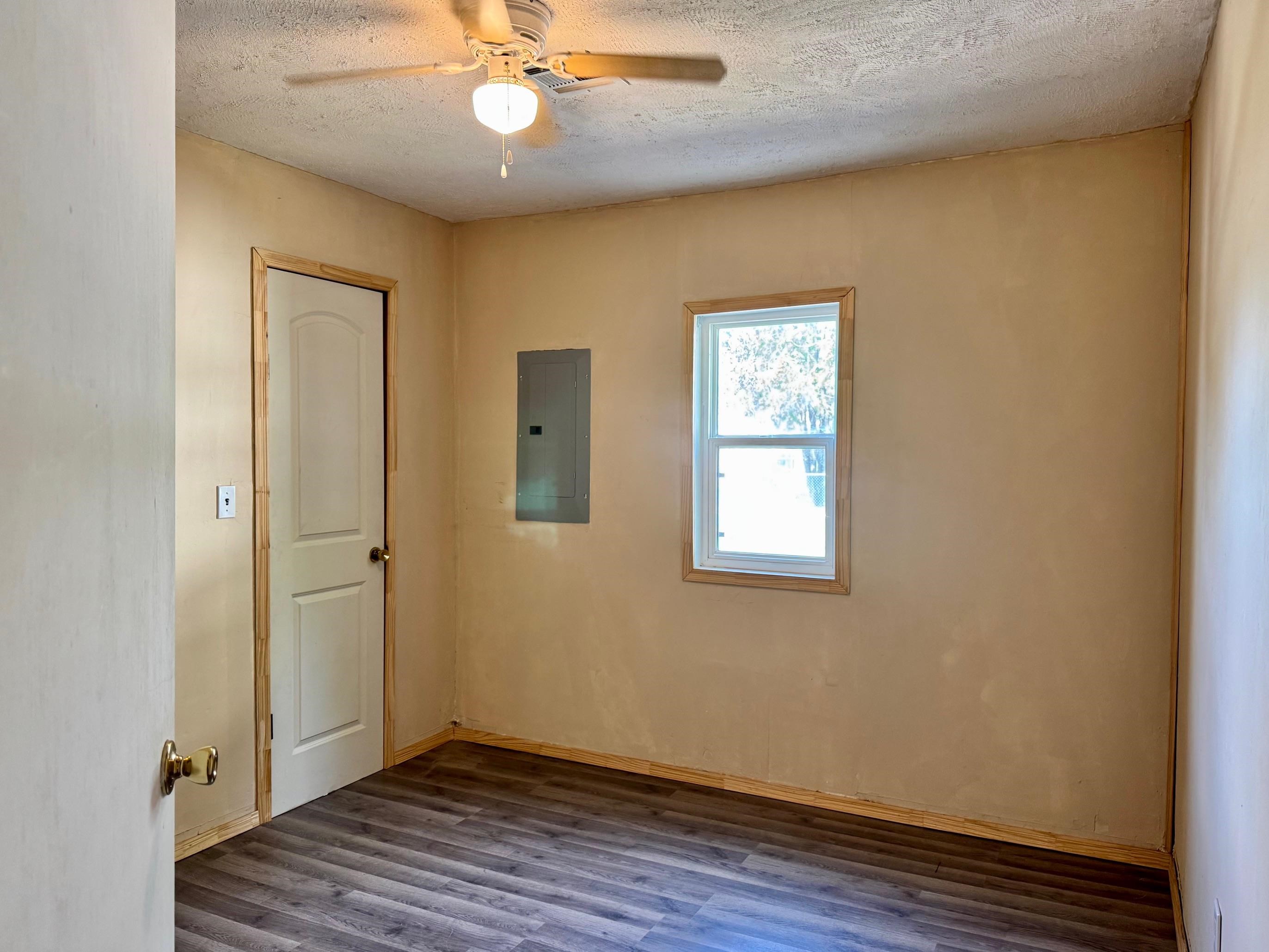 617 N Washington St Property Photo 11