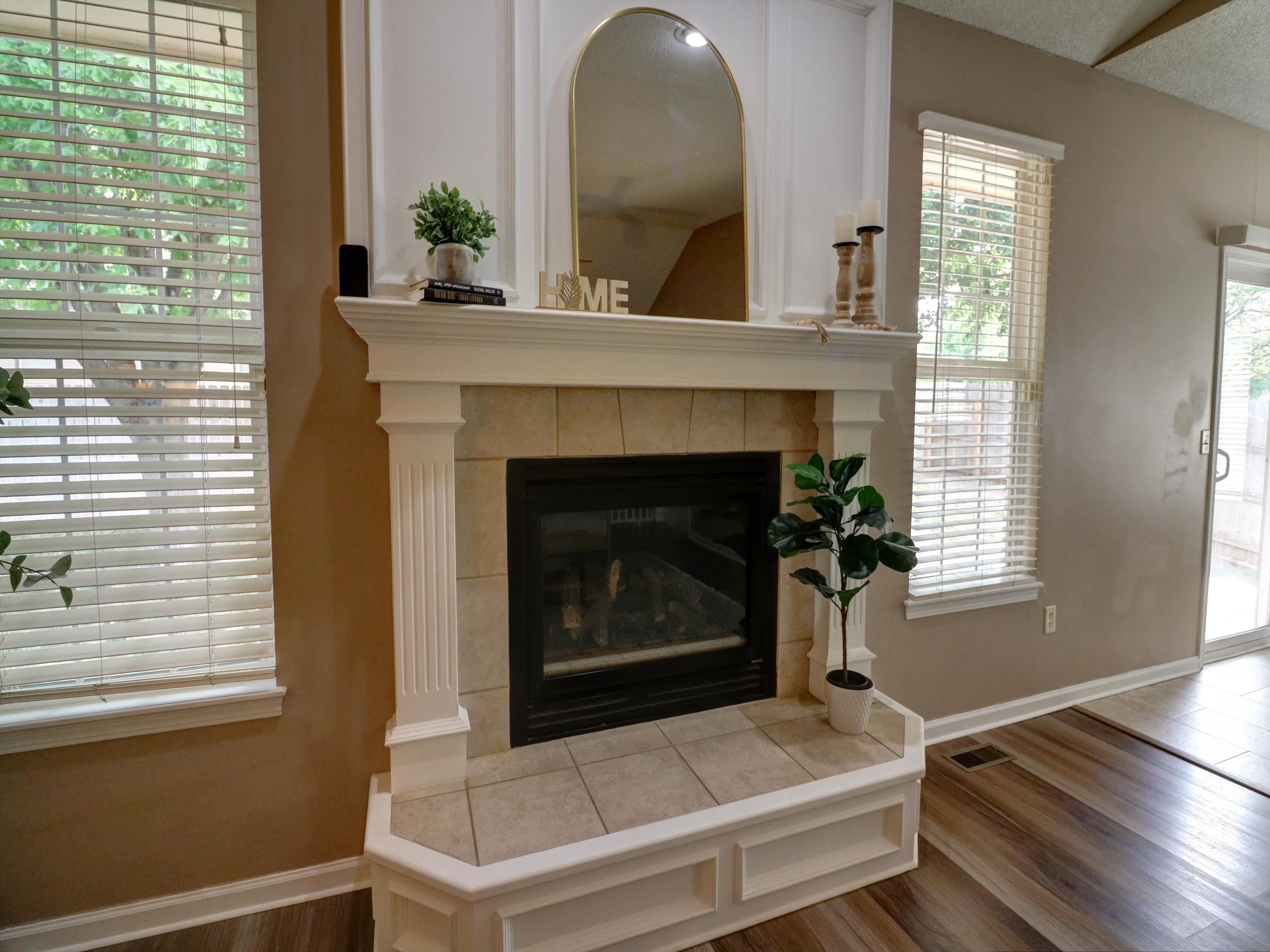 10 Kansas Ct Property Photo 7