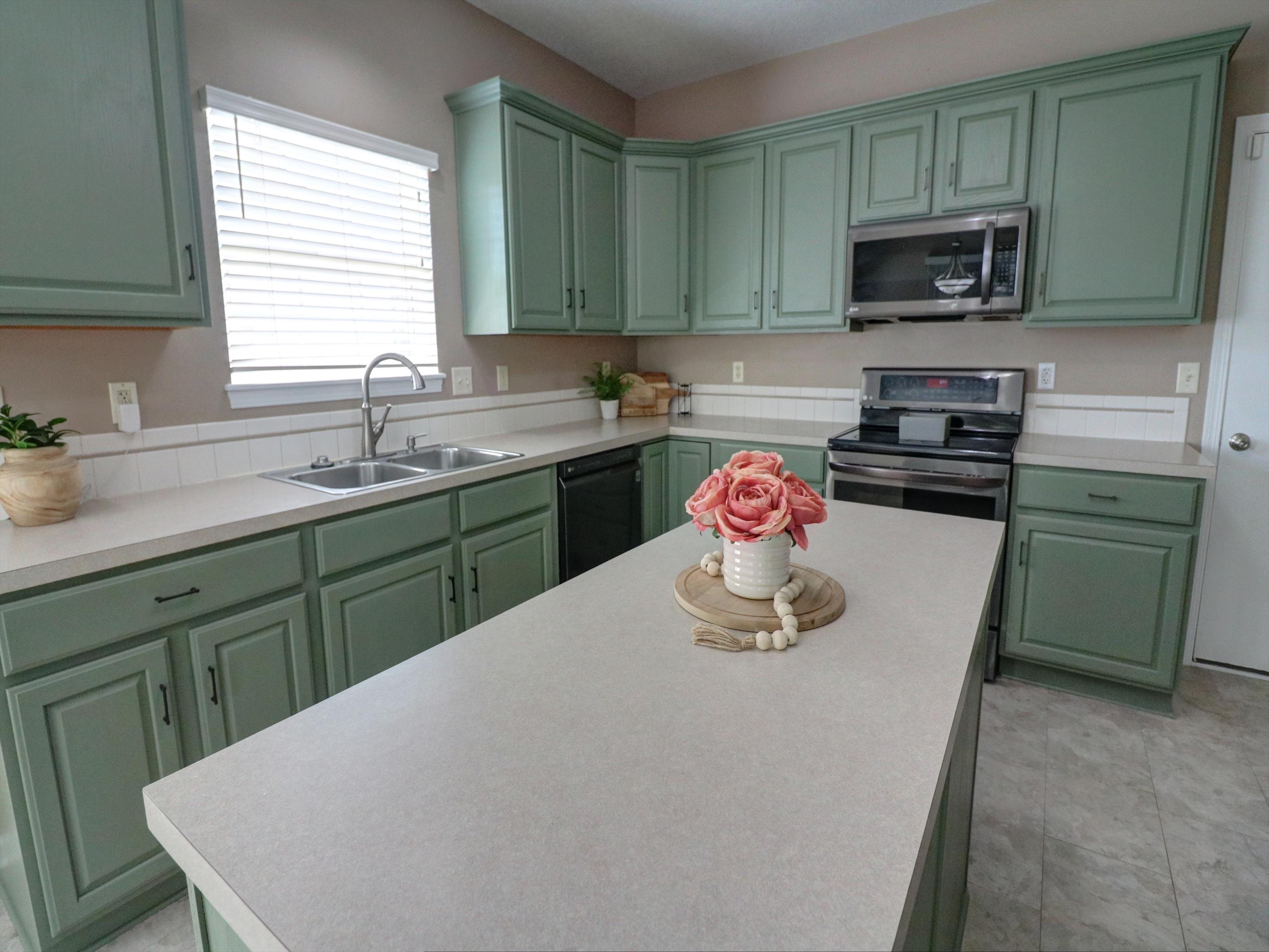 10 Kansas Ct Property Photo 14