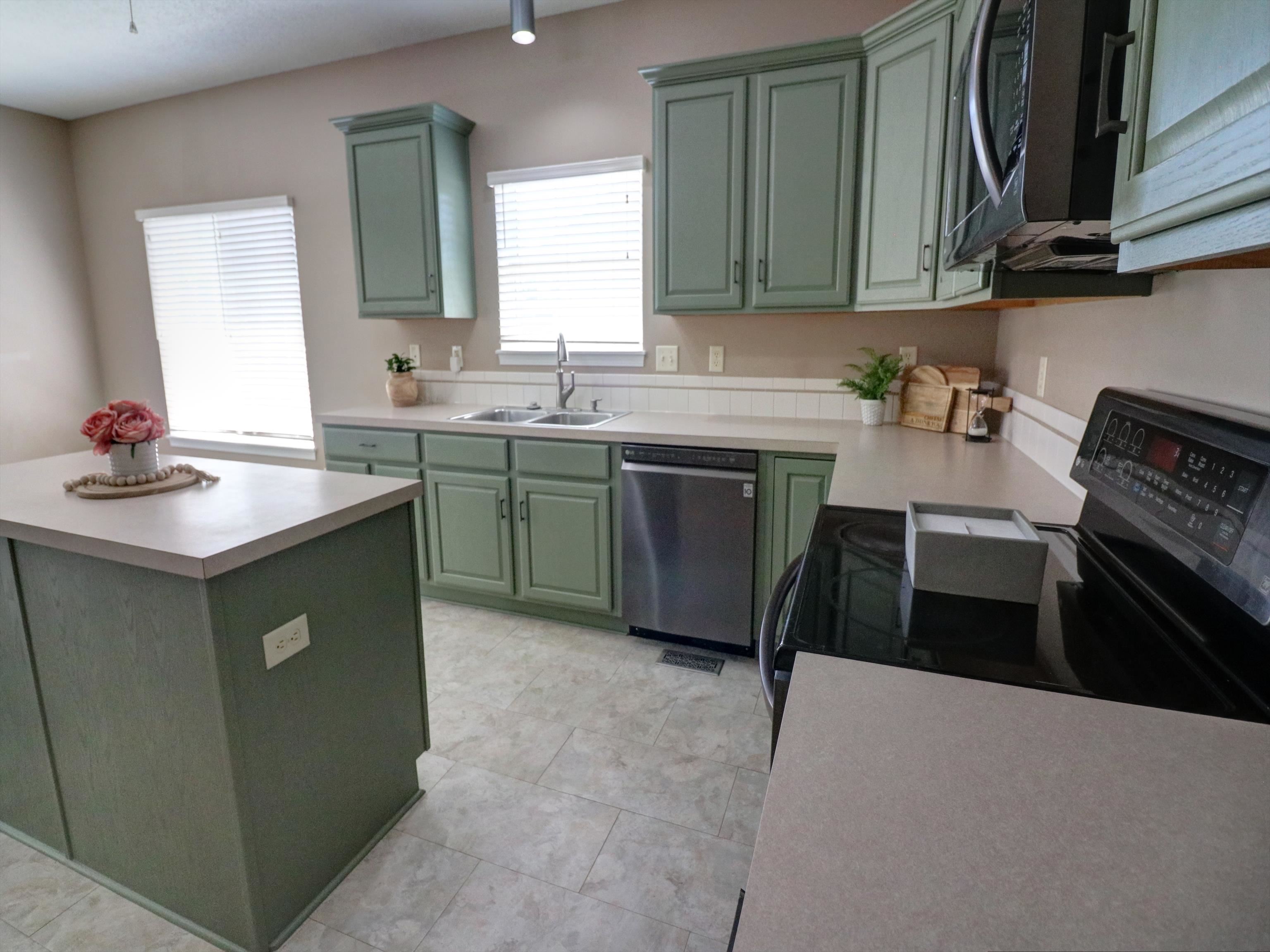 10 Kansas Ct Property Photo 15
