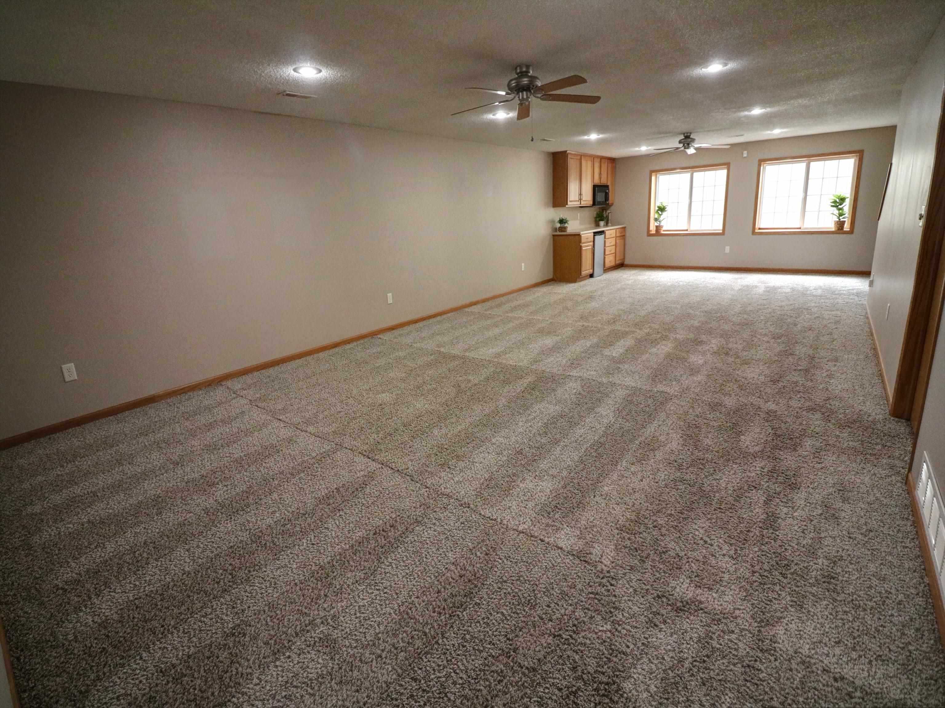 10 Kansas Ct Property Photo 30