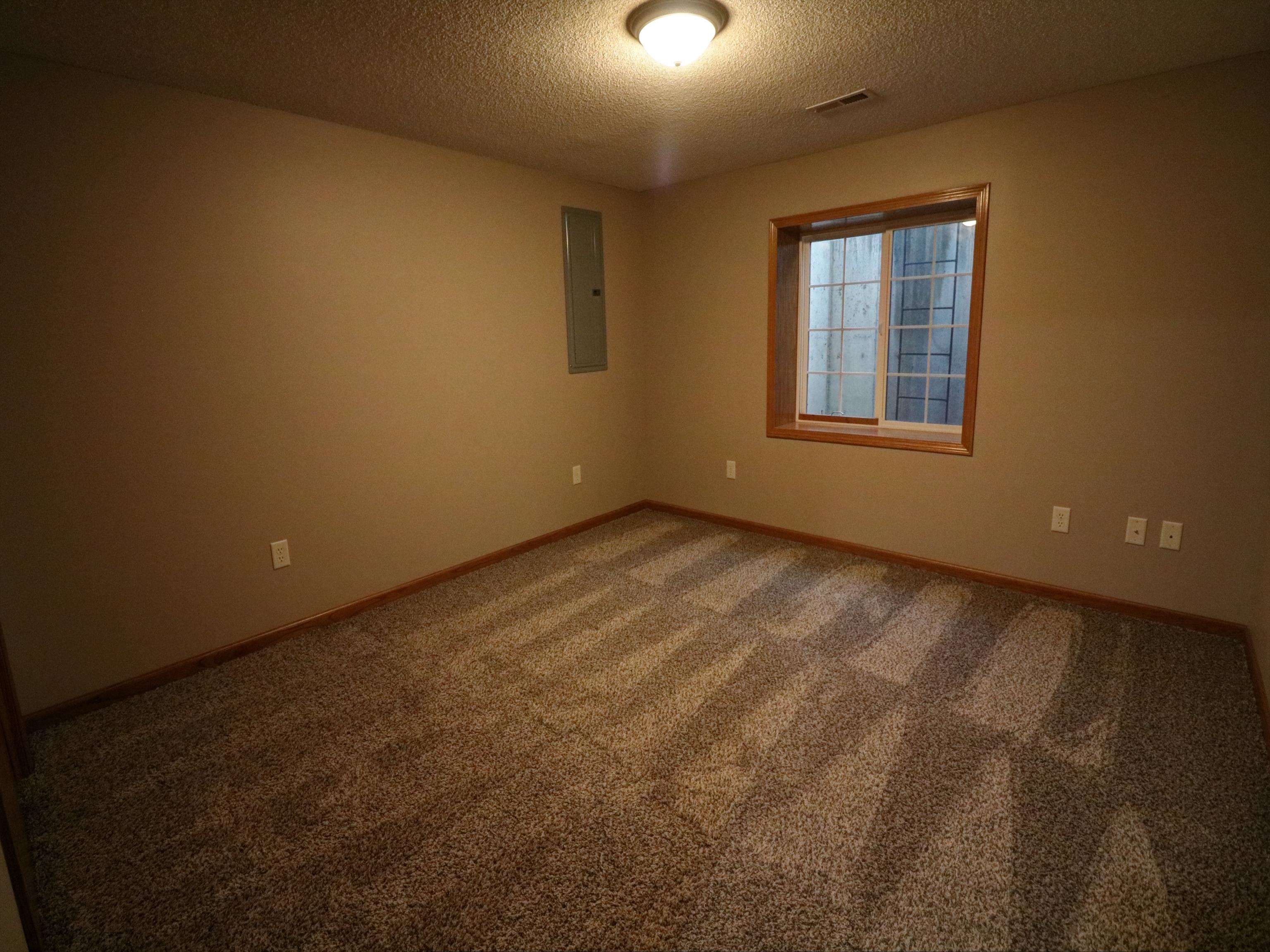 10 Kansas Ct Property Photo 33