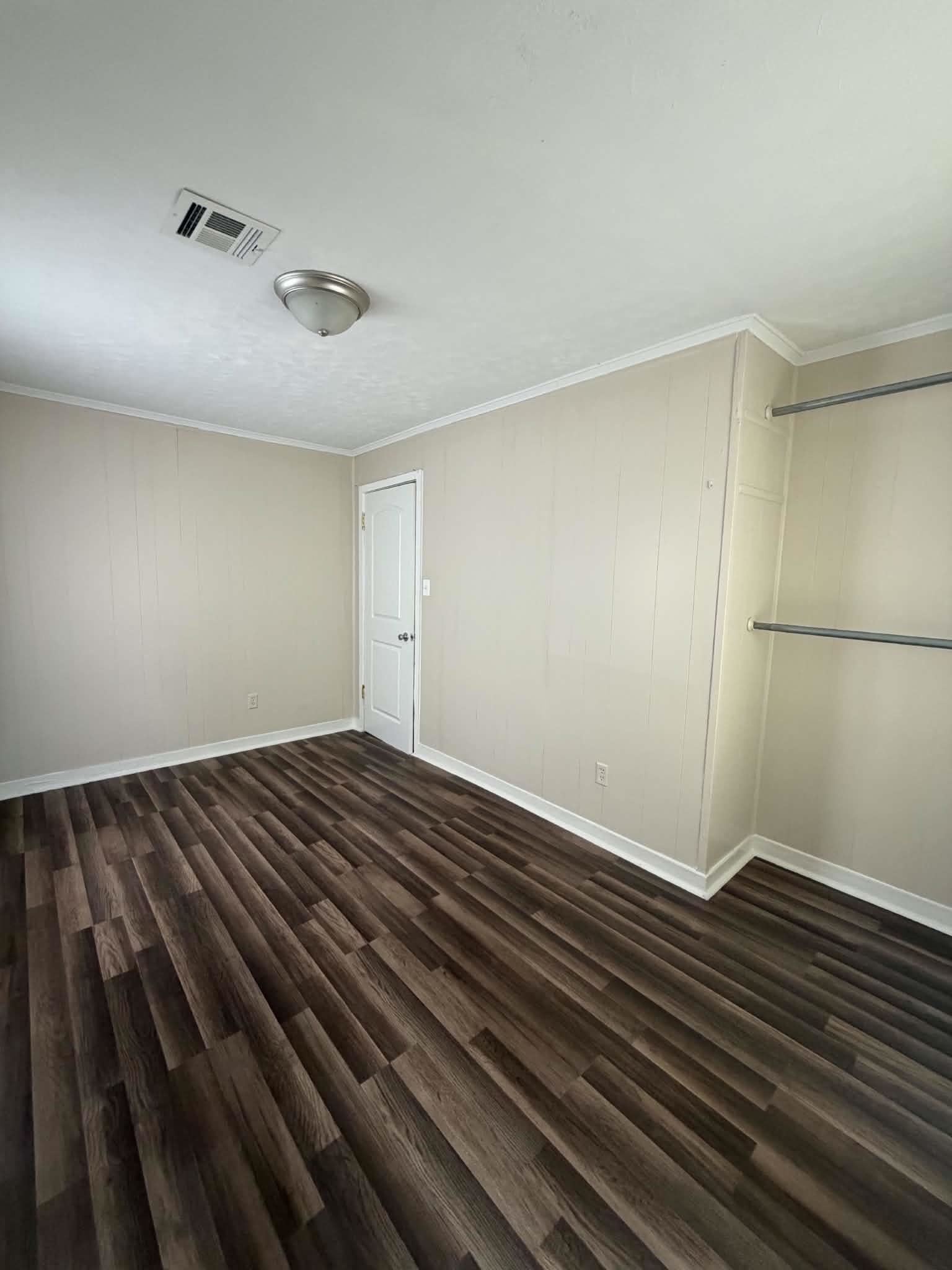 2966 S Davidson St Property Photo 6
