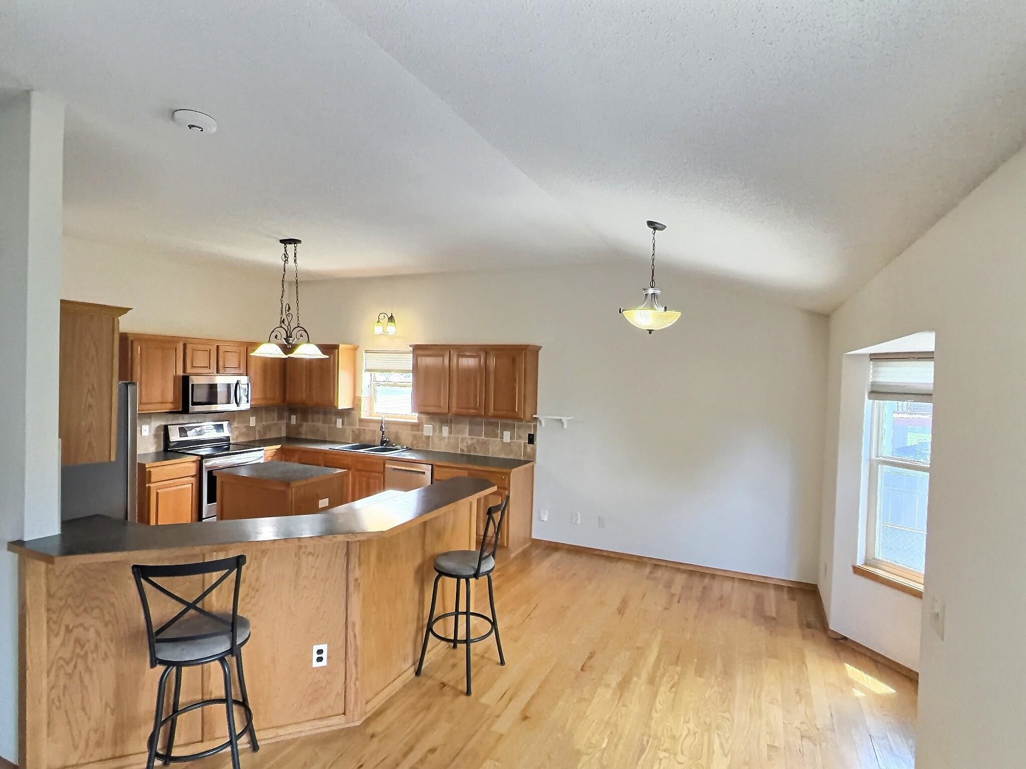 1931 E Wyndham Rd. Property Photo 6