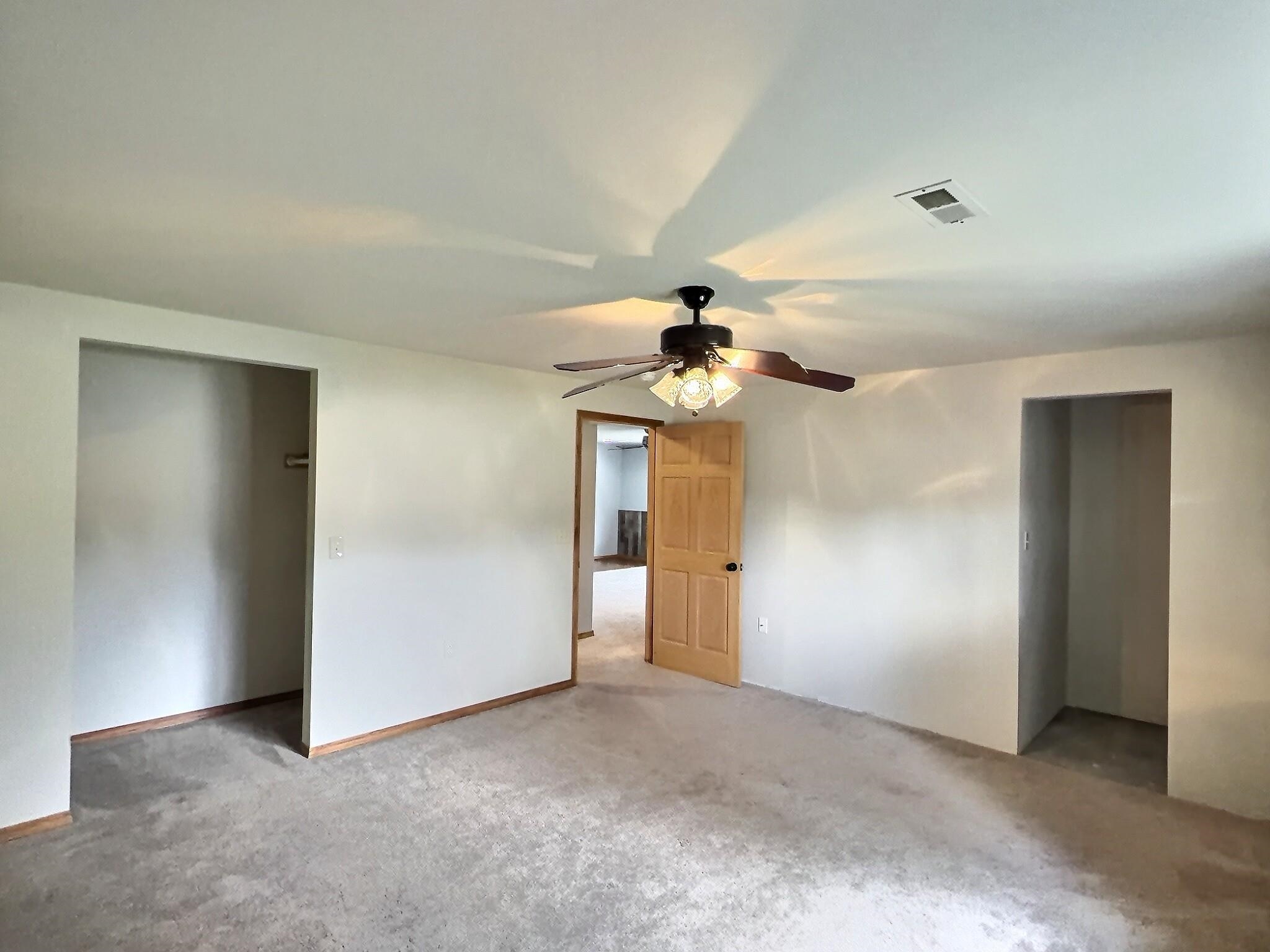 1931 E Wyndham Rd. Property Photo 23