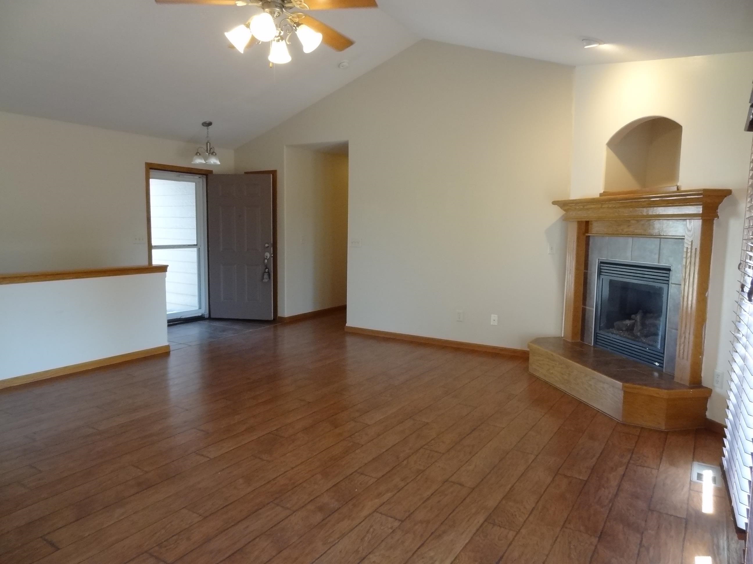 4602 E Willow Point Ct. Property Photo 3