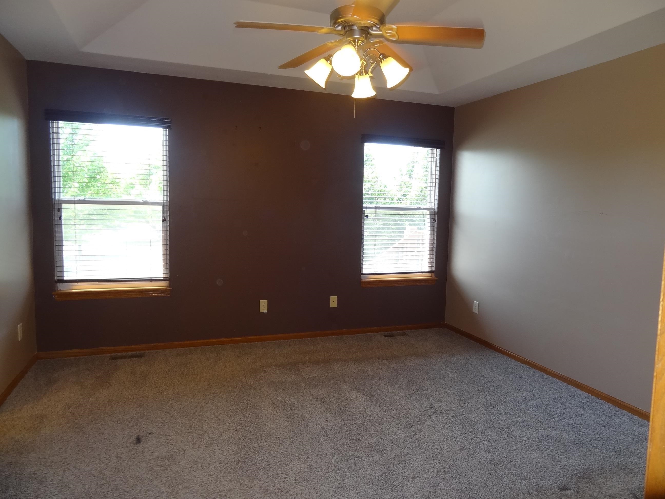 4602 E Willow Point Ct. Property Photo 6