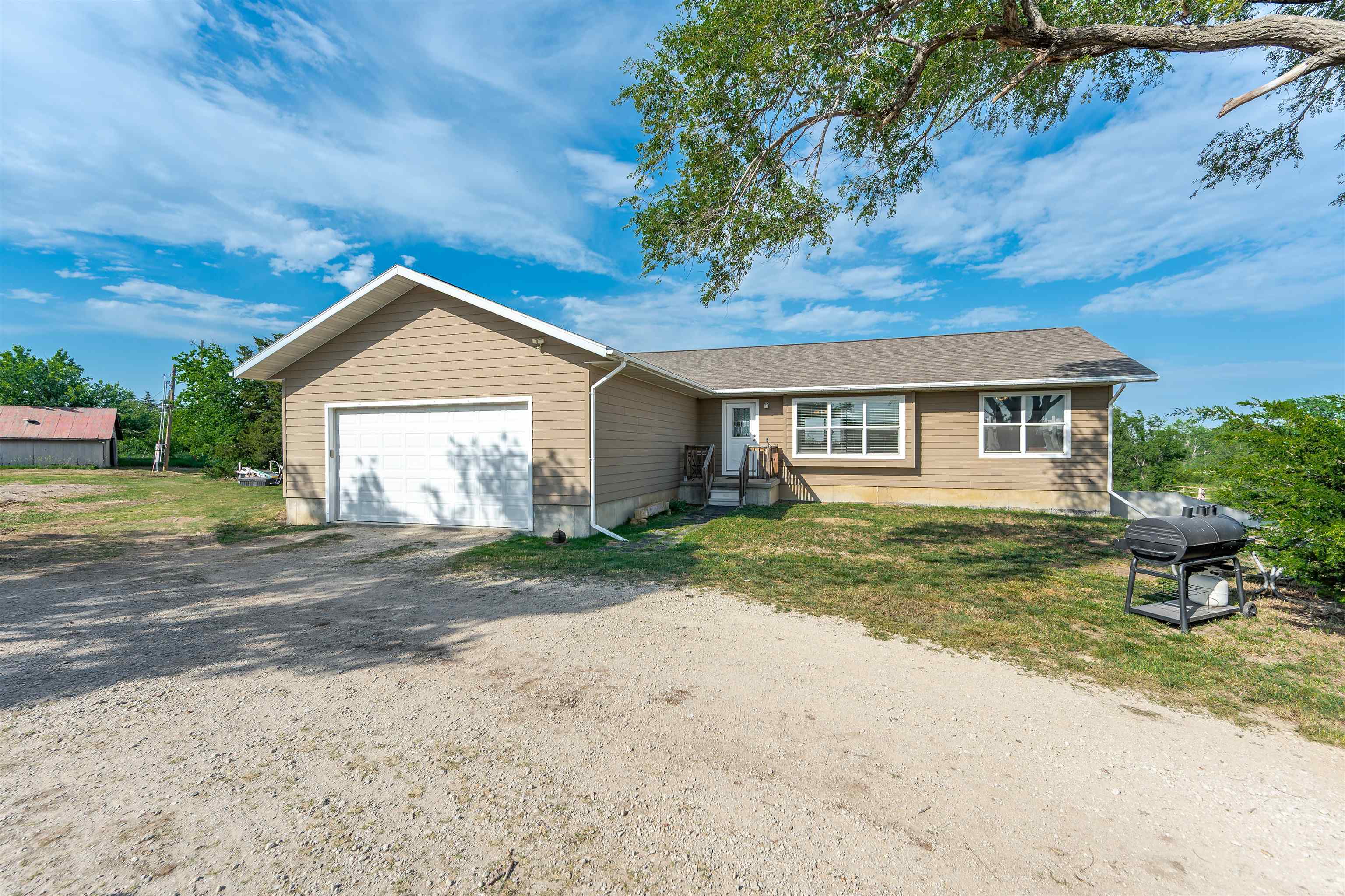 7112 W State St Property Photo 1