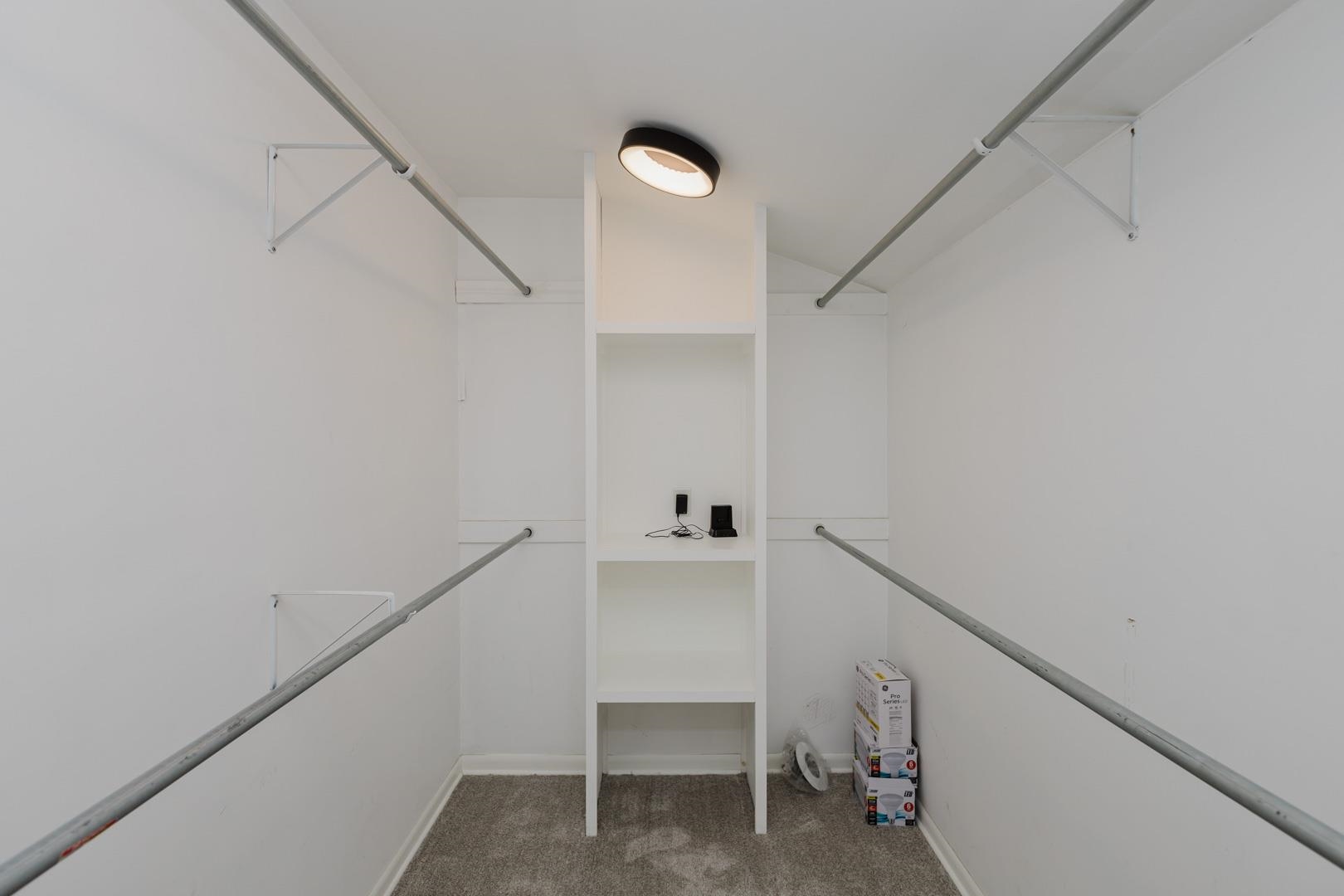 1022 S Wicker Property Photo 16