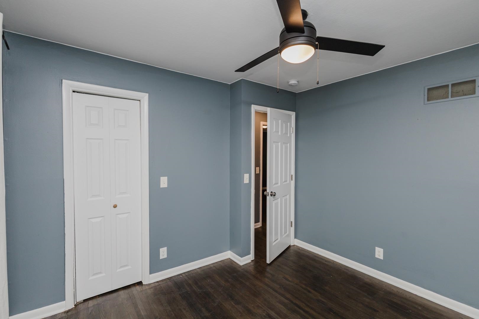 1022 S Wicker Property Photo 31