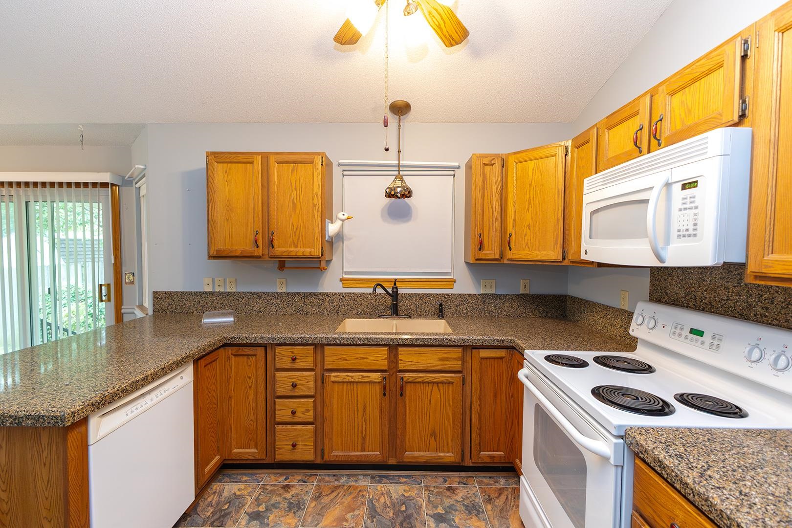 109 Maplewood Property Photo 11