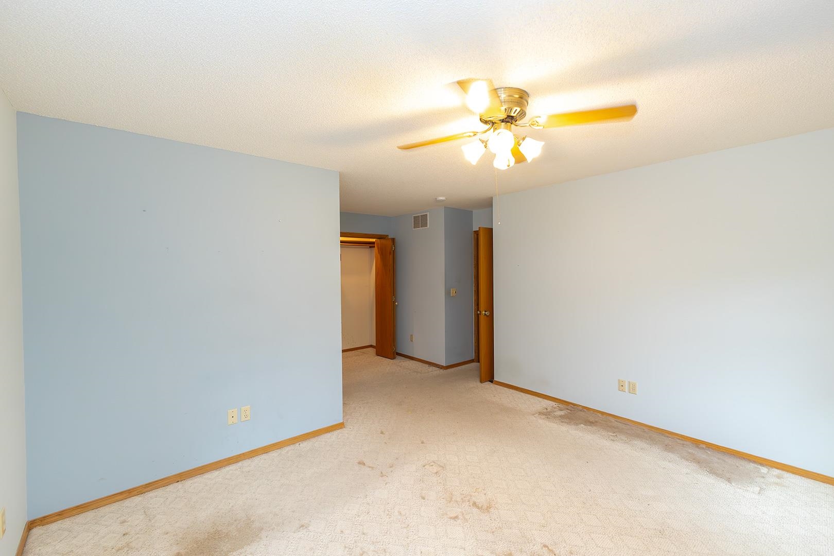 109 Maplewood Property Photo 14