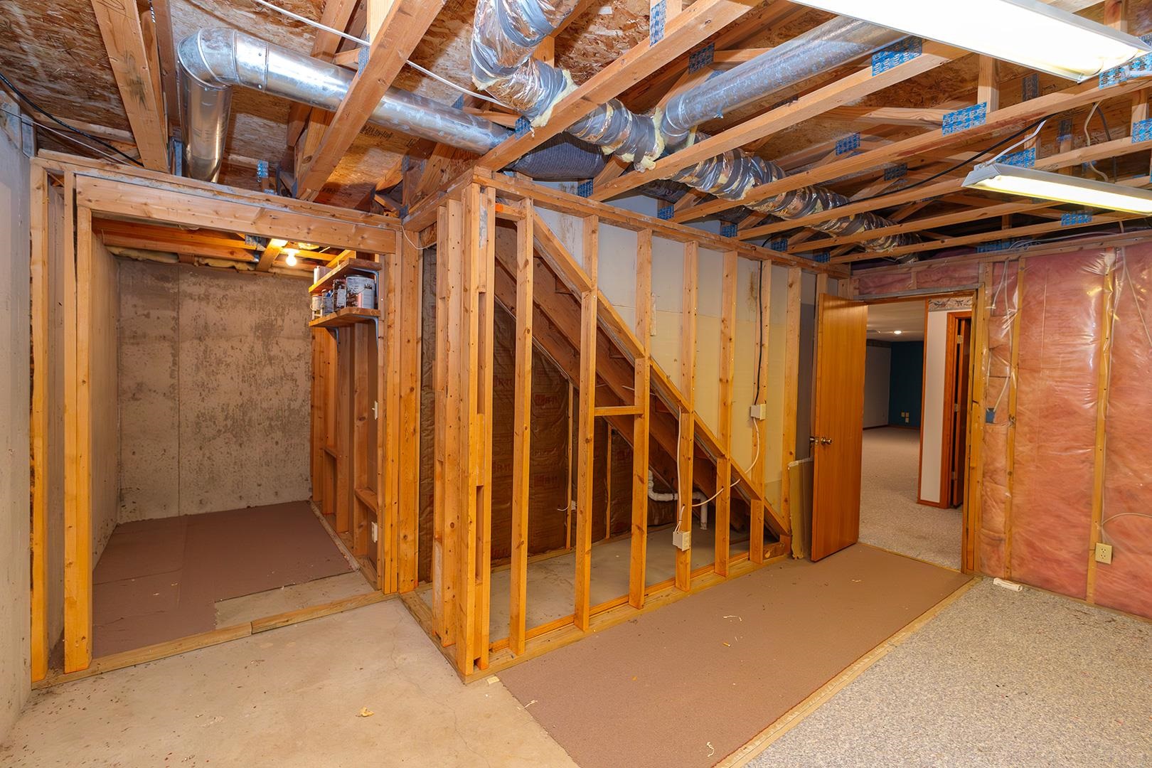 109 Maplewood Property Photo 25