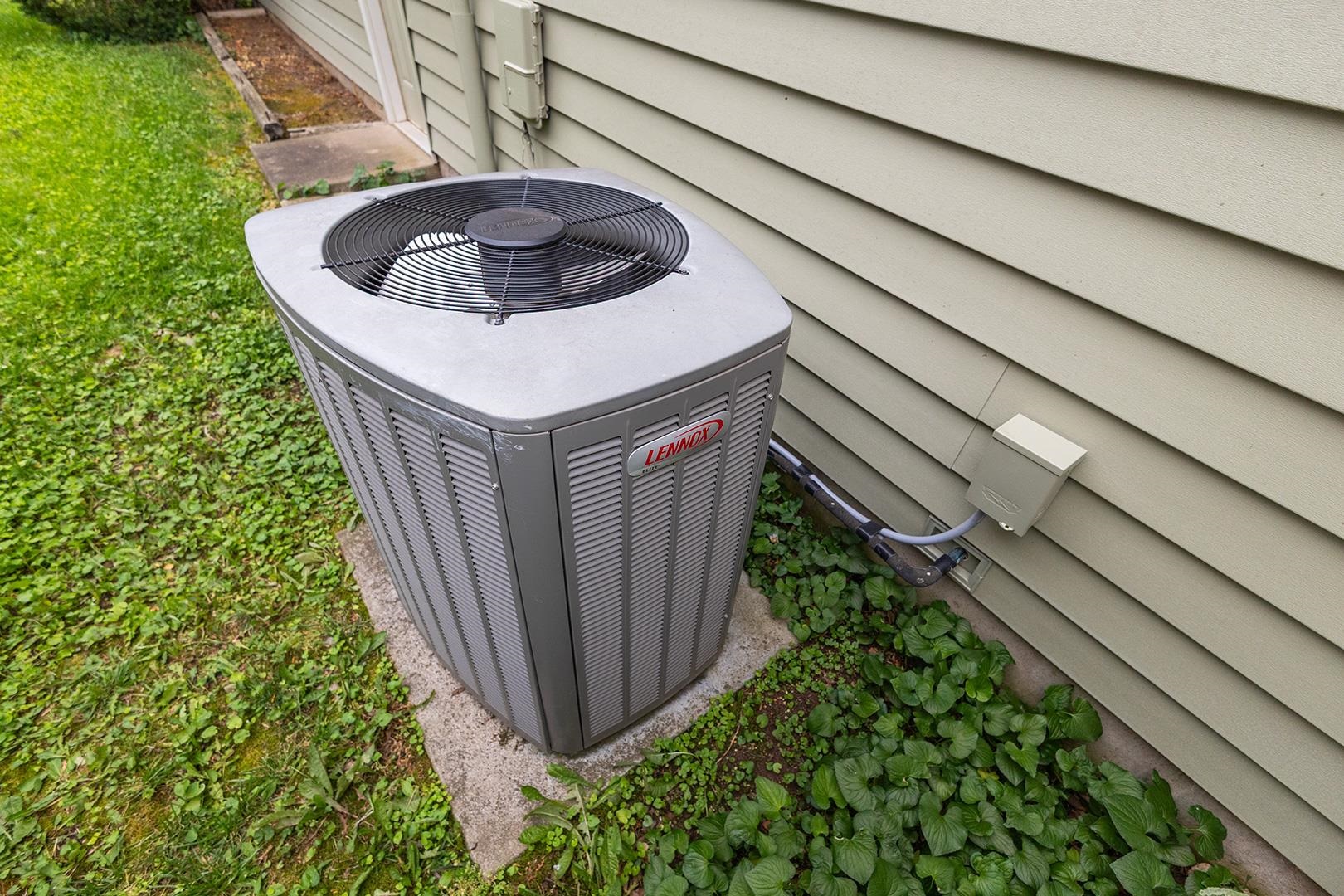 109 Maplewood Property Photo 36