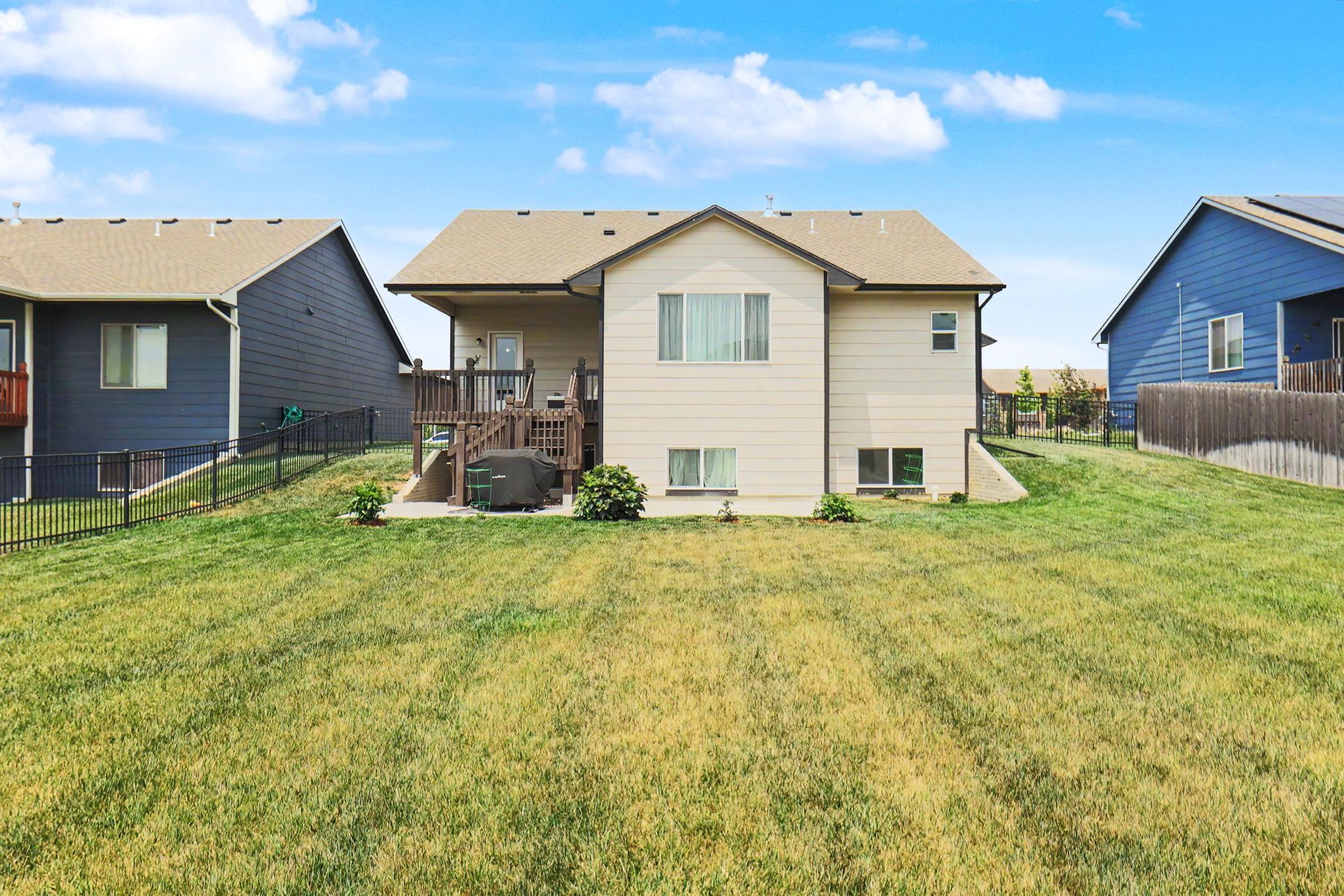 2911 E Reiss Property Photo 34
