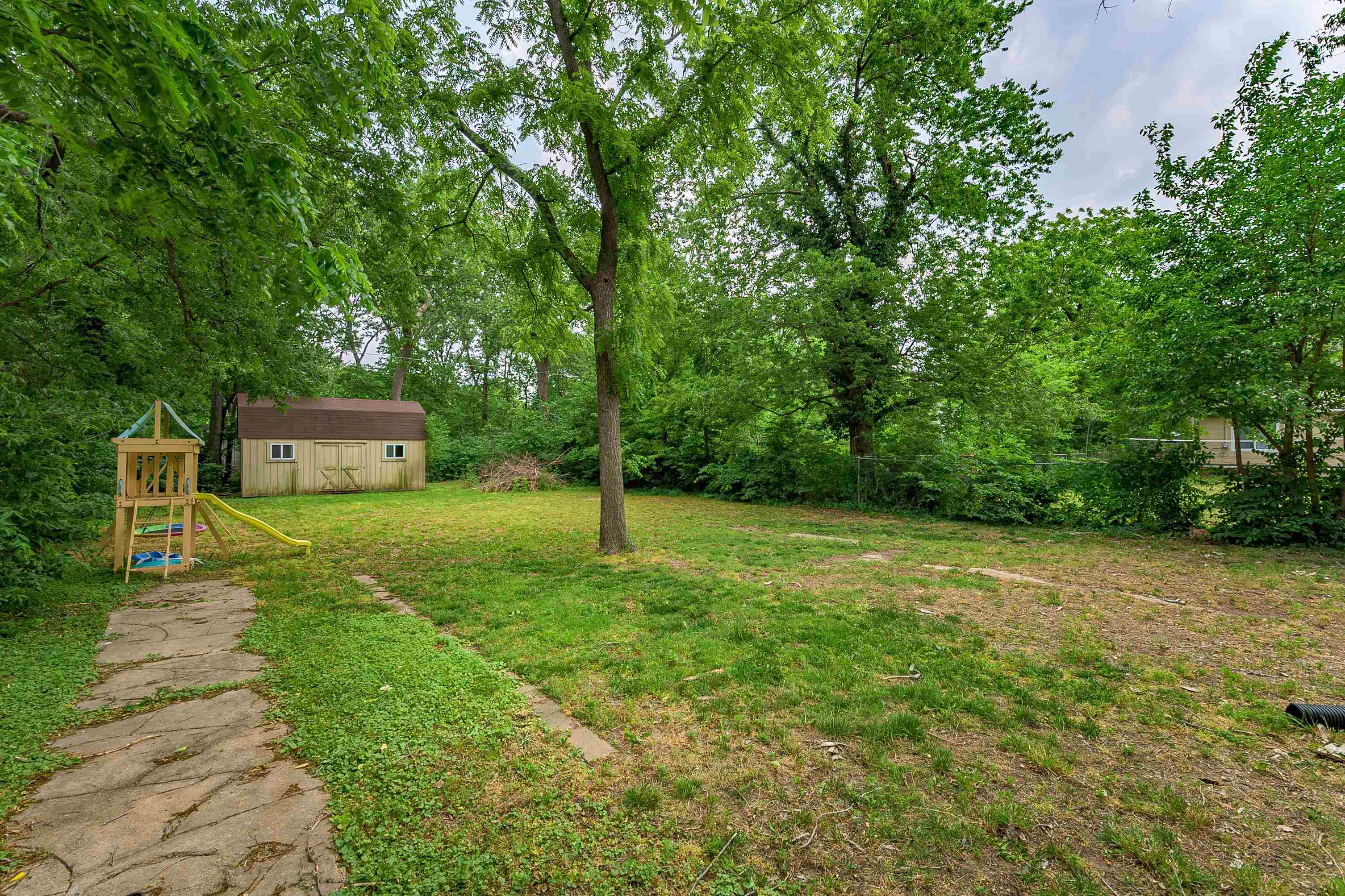 3219 E Skinner Property Photo 25