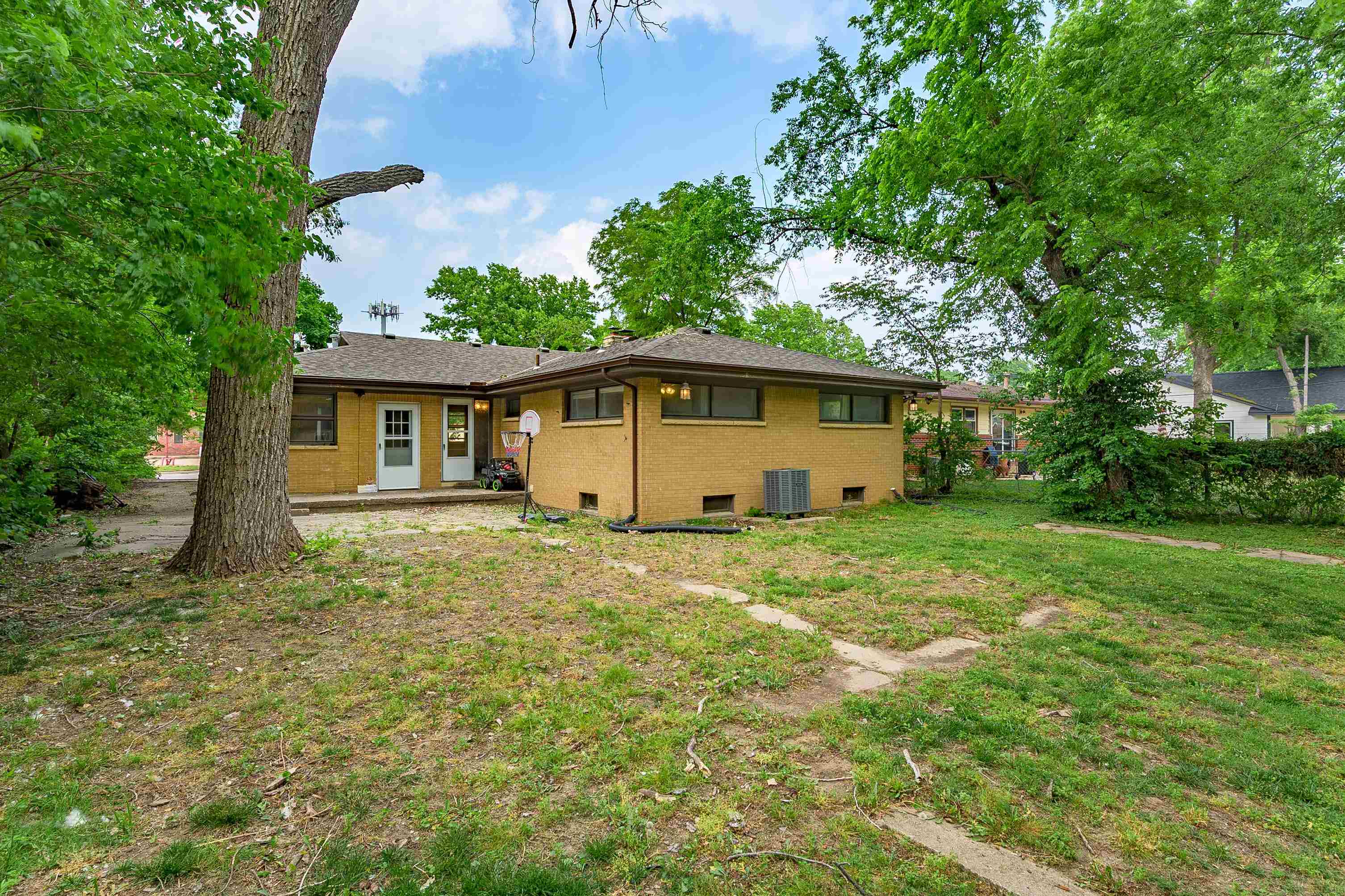 3219 E Skinner Property Photo 26