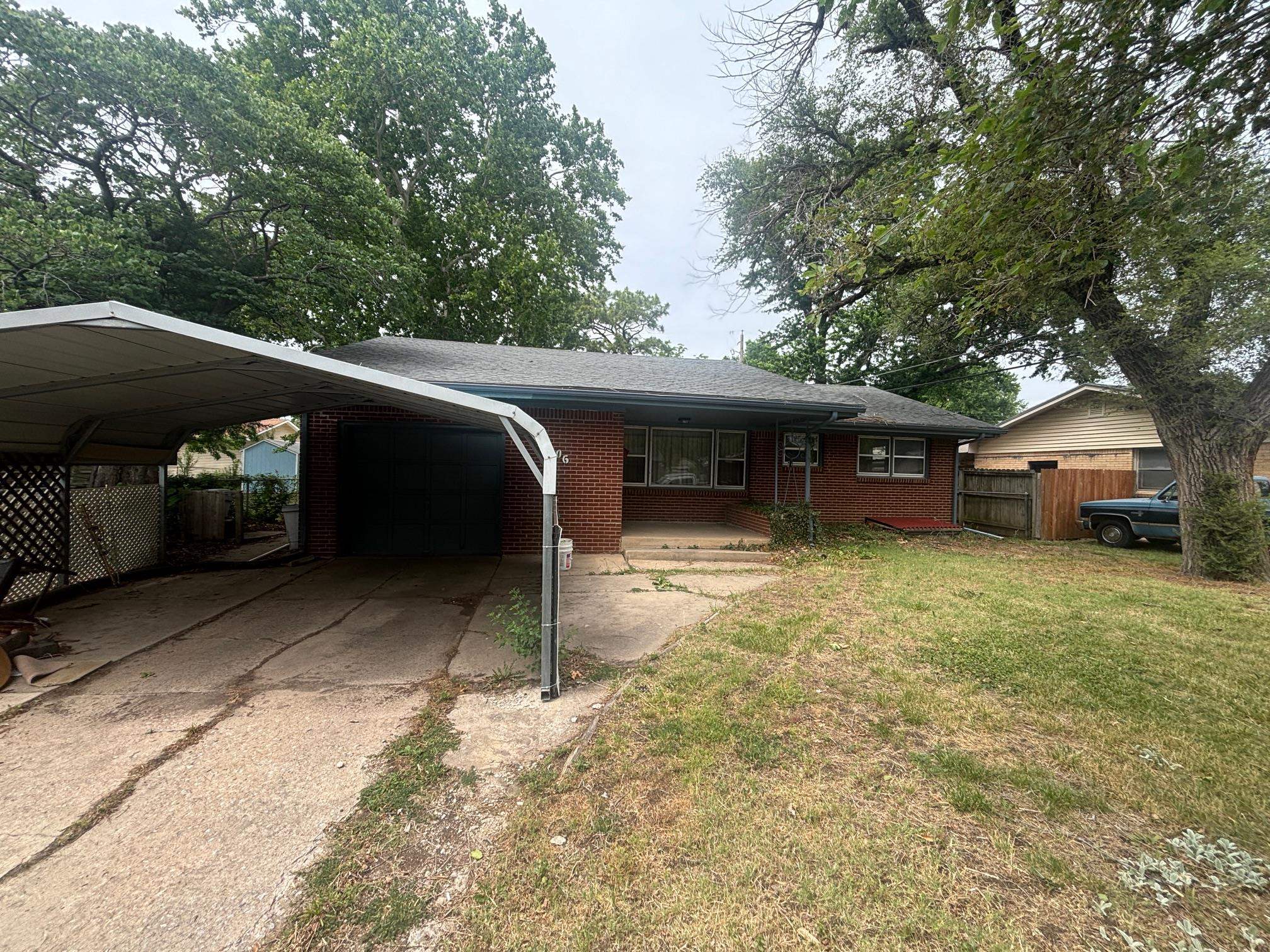 1406 W 29th S Property Photo 1