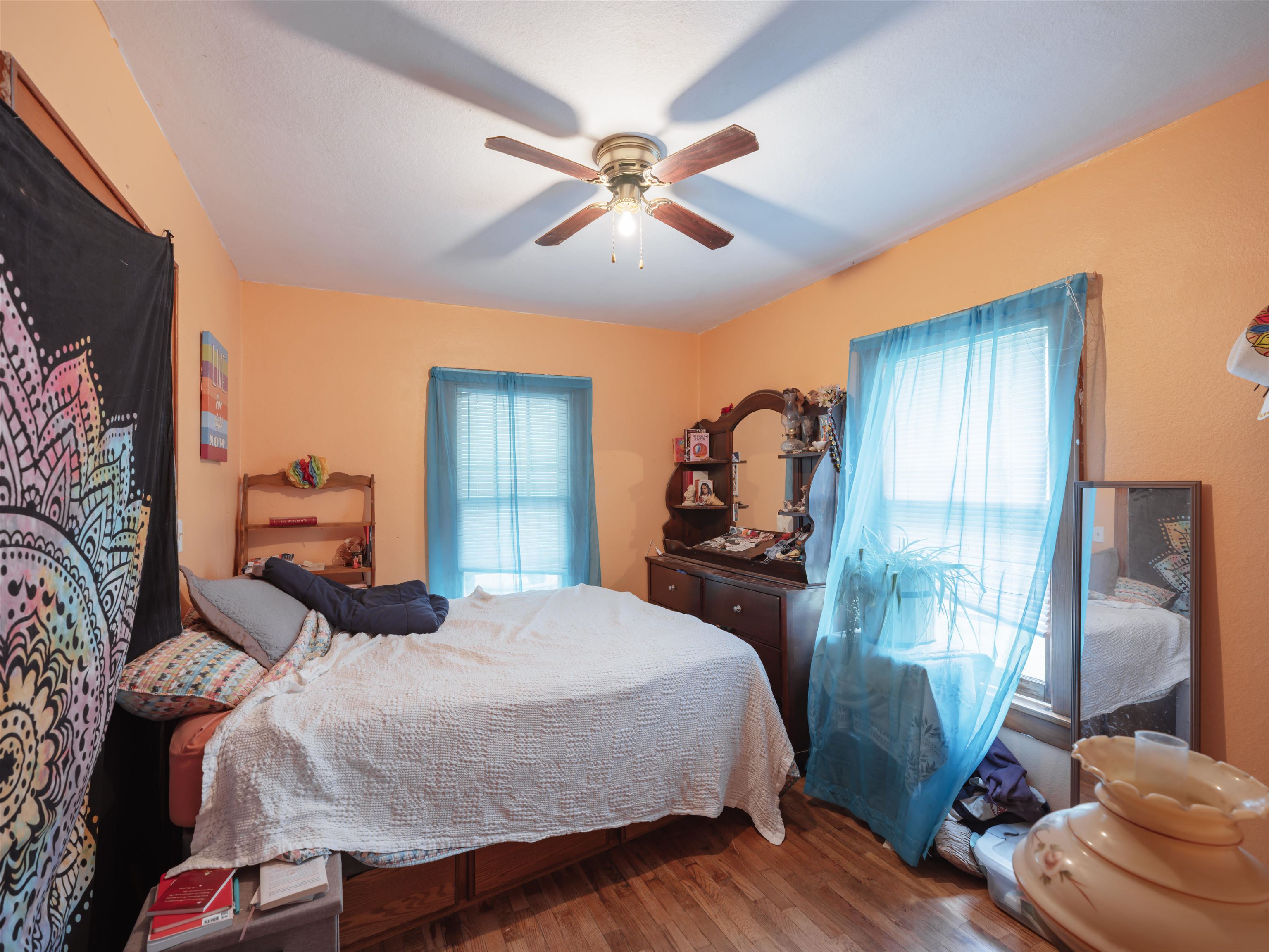 416 N Struble St Property Photo 7