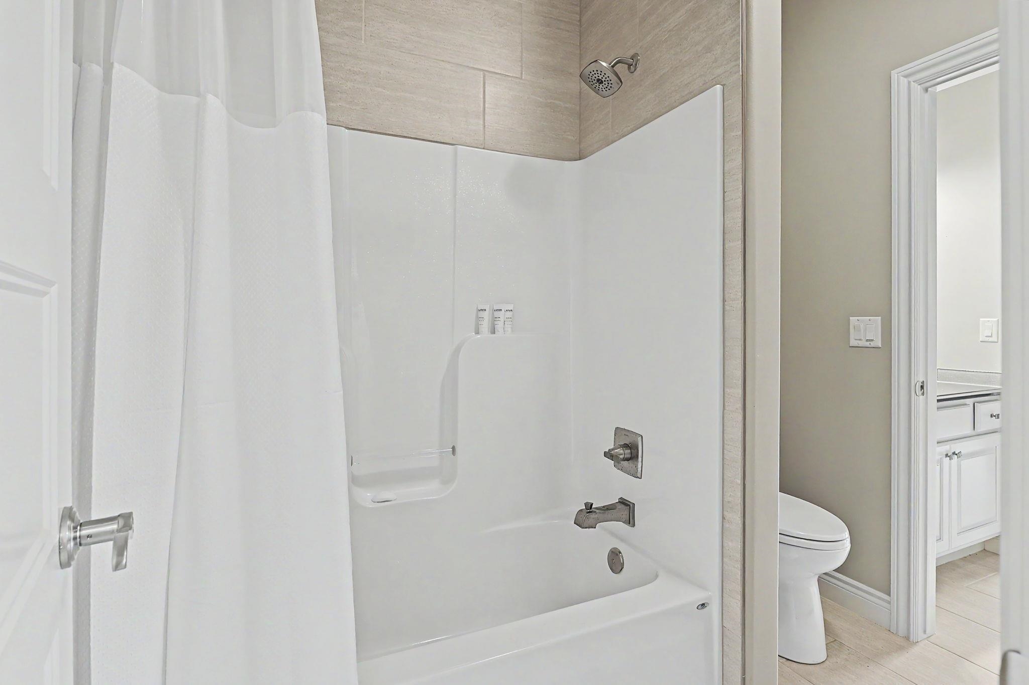 1706 N Terhune Property Photo 22