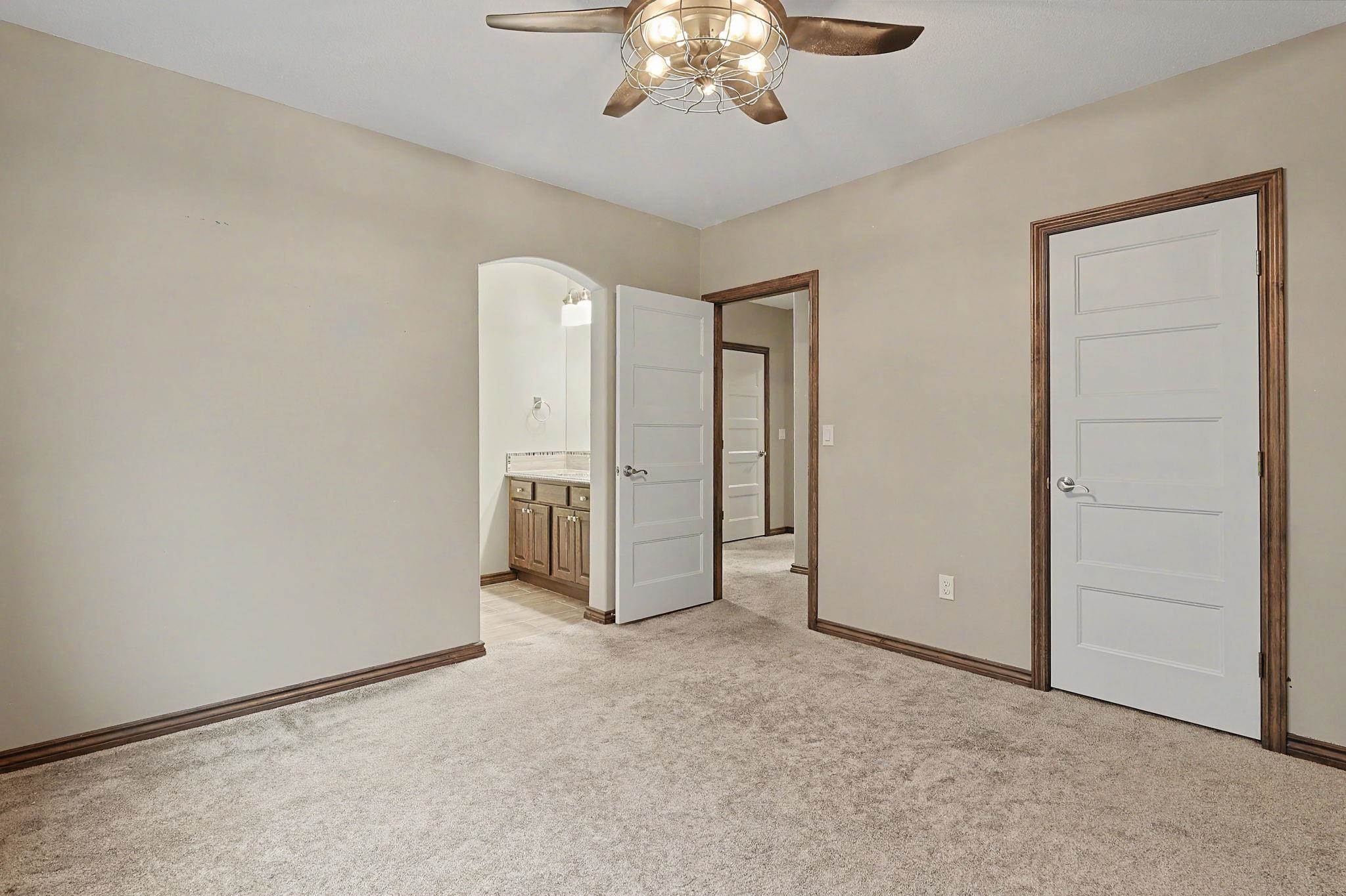 1706 N Terhune Property Photo 29