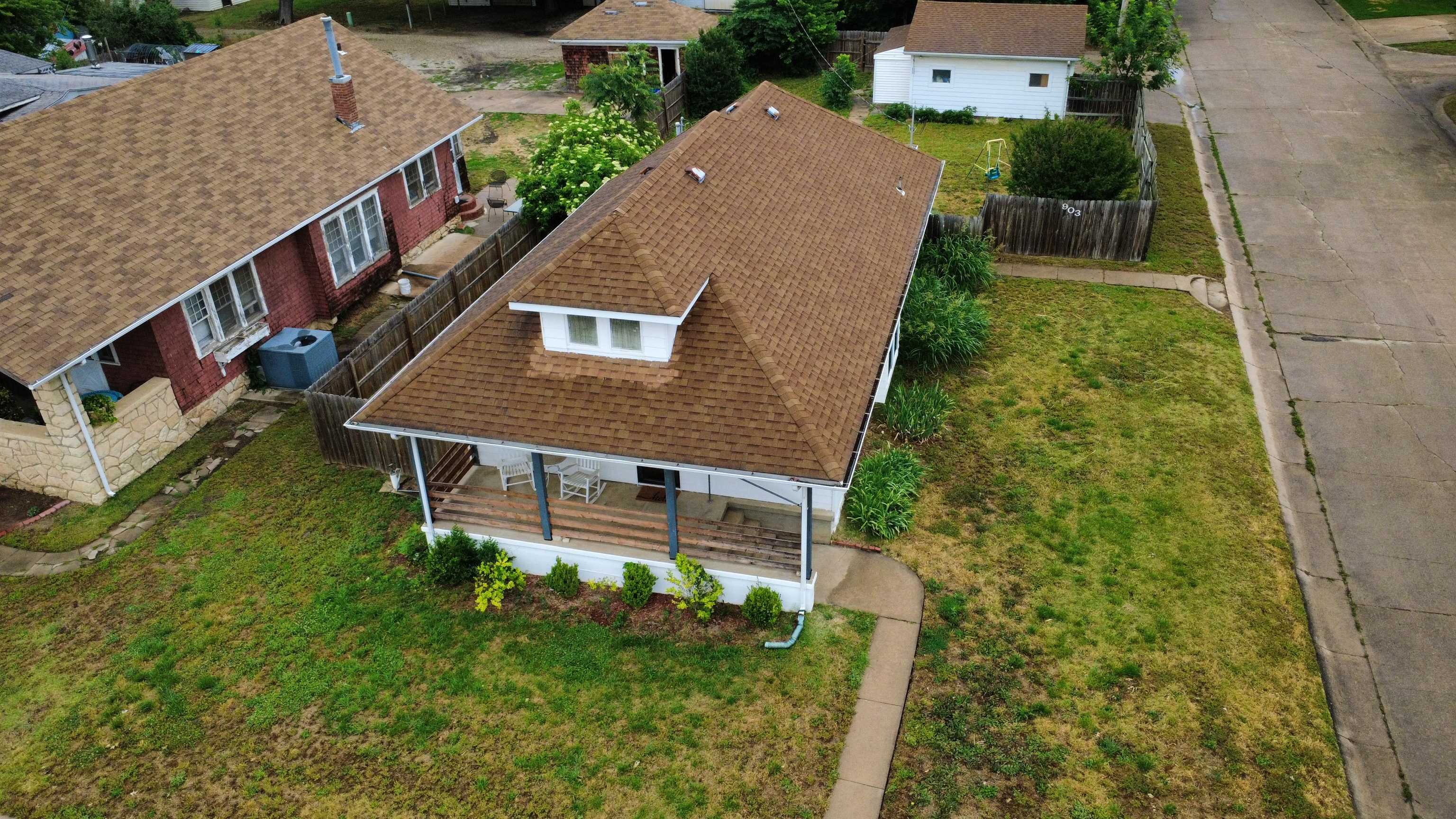 903 N Washington Property Photo 3