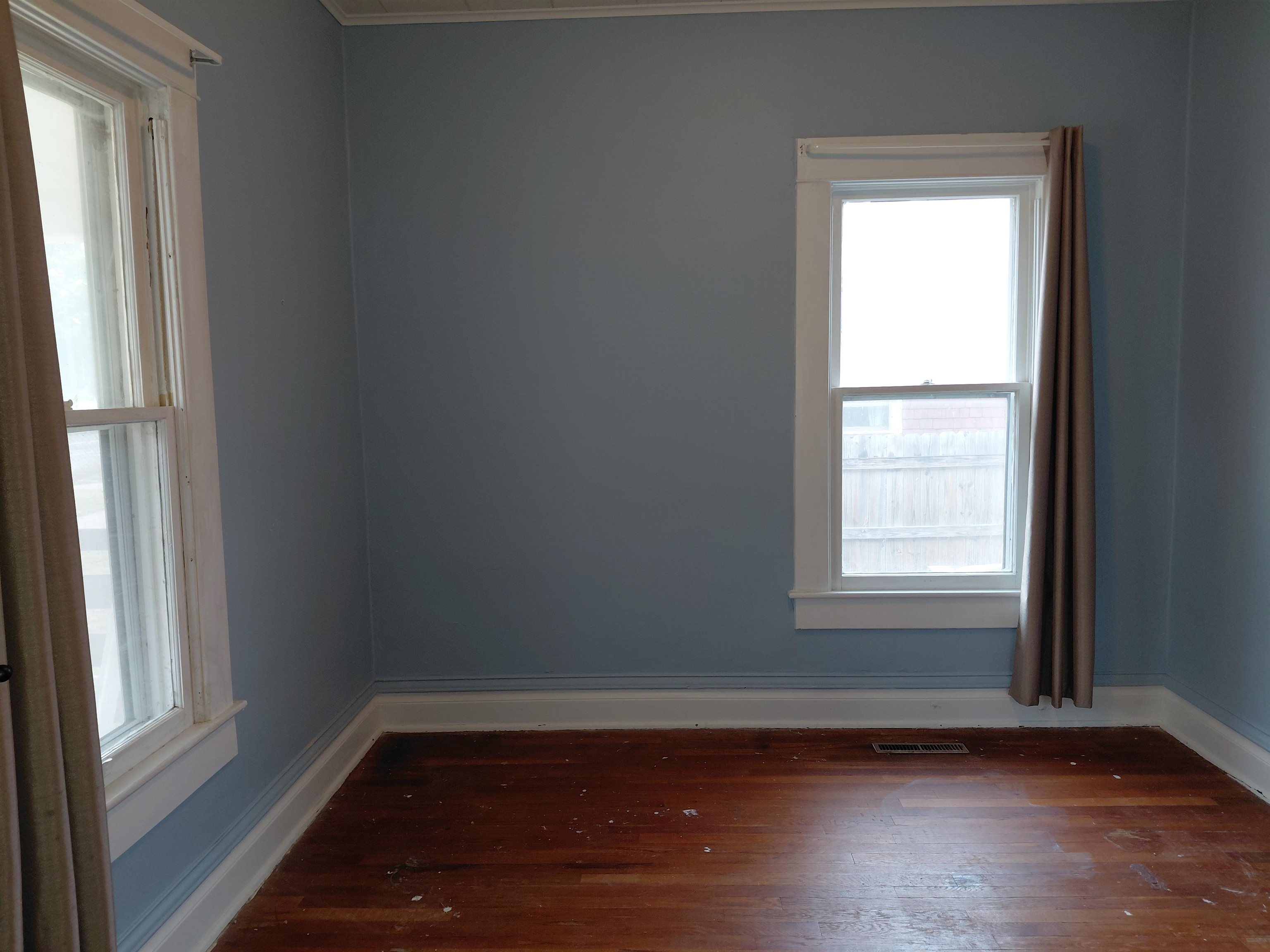 903 N Washington Property Photo 15