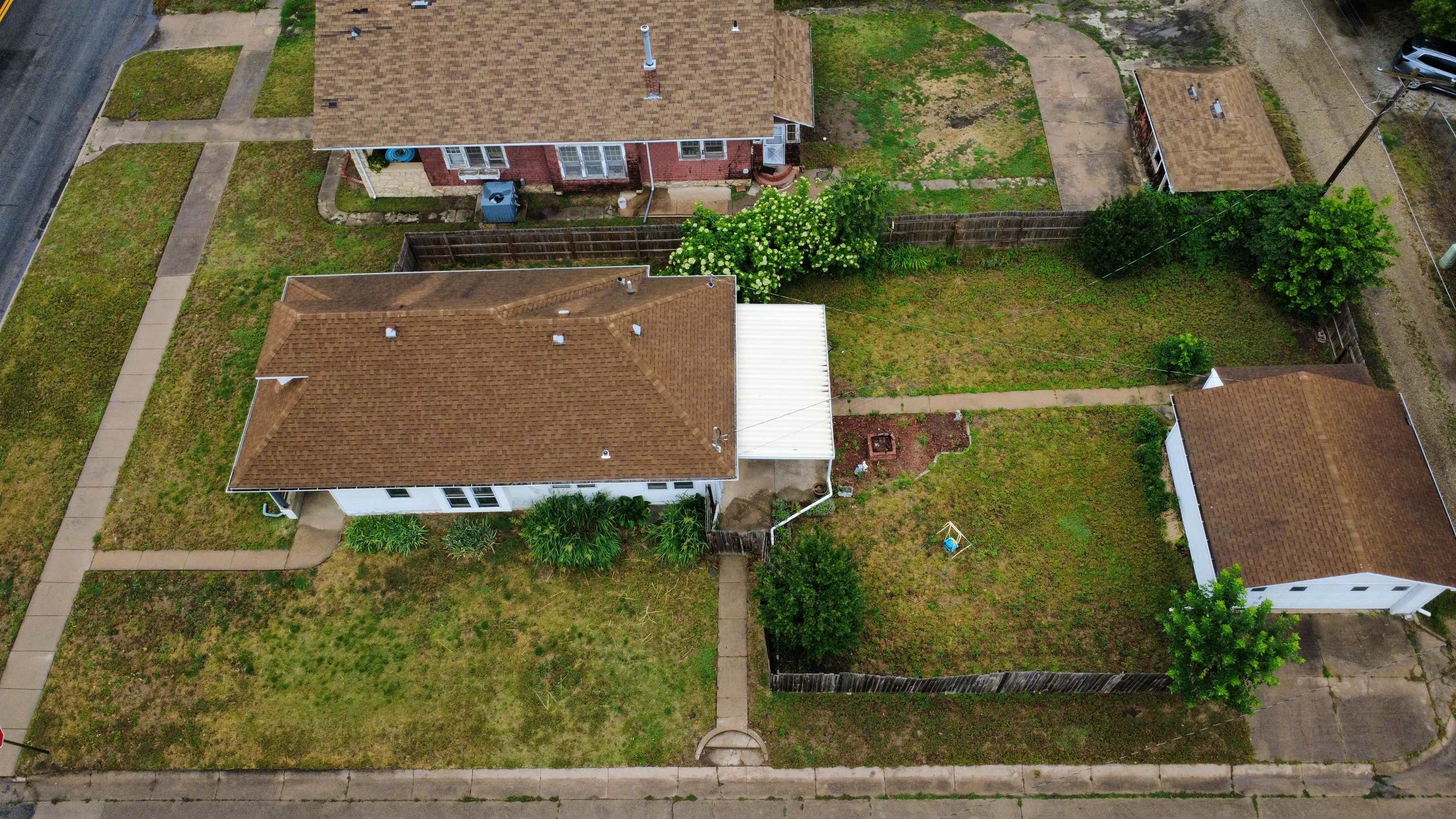 903 N Washington Property Photo 25