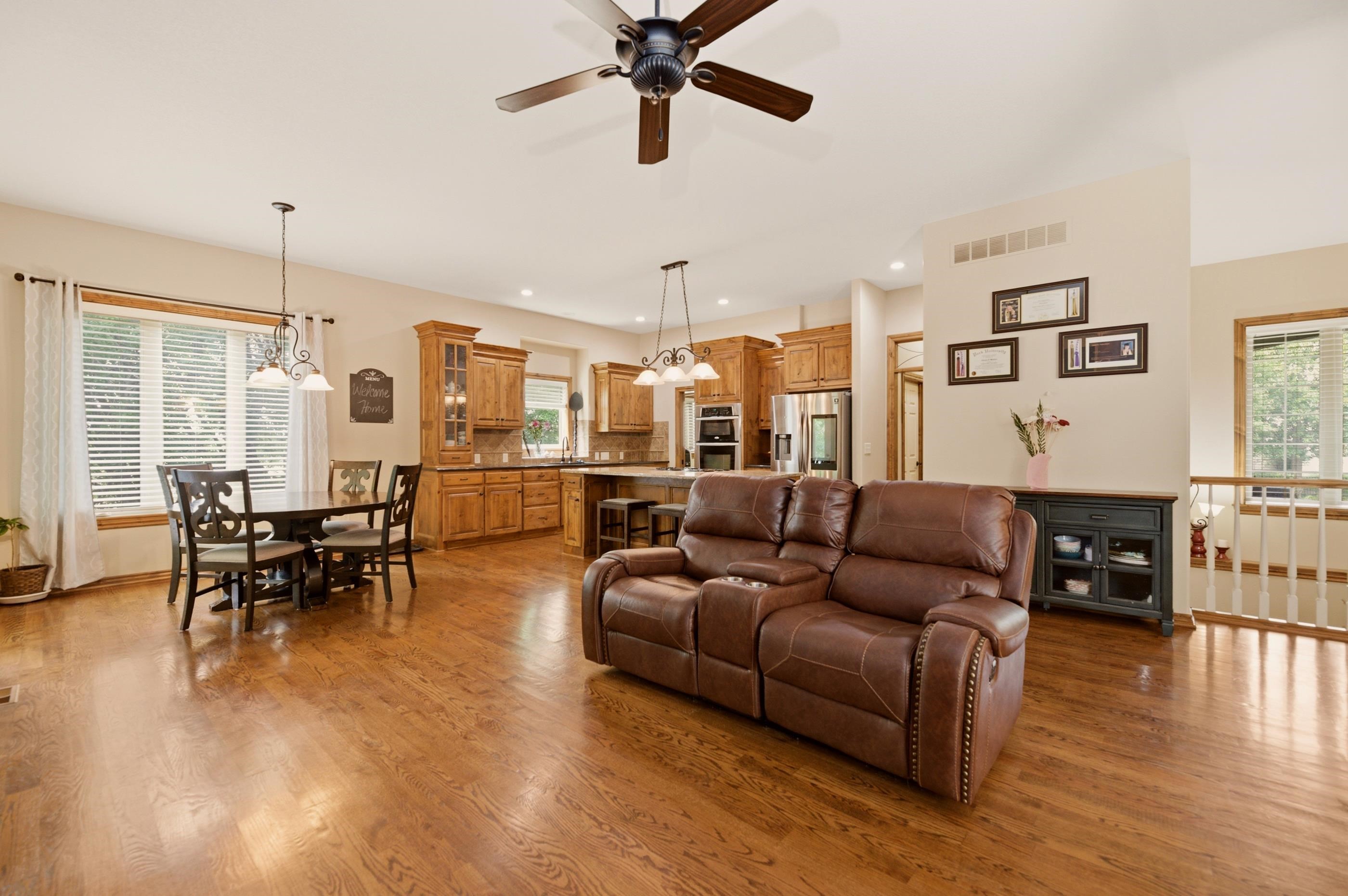 1748 S Cascade Property Photo 8