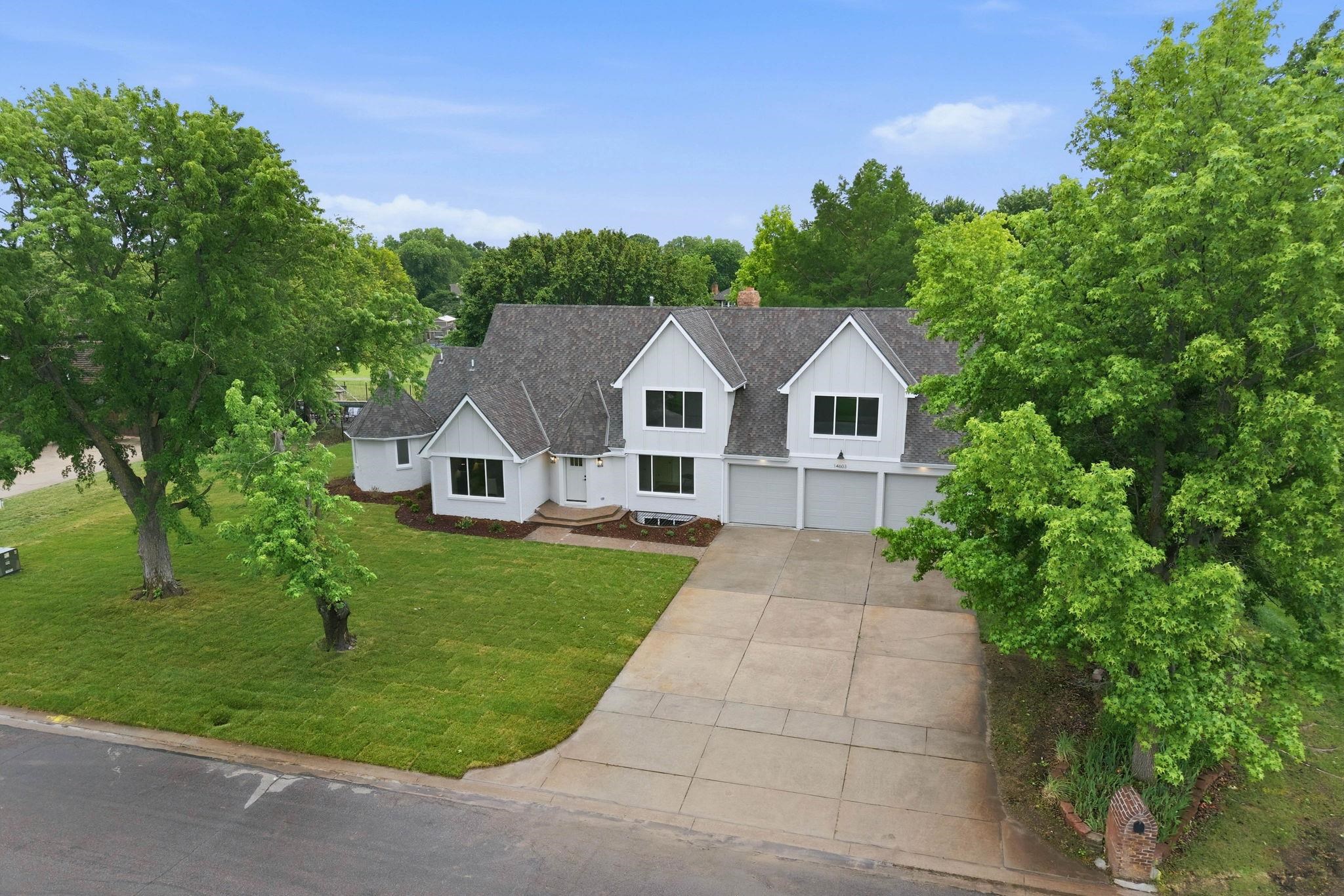 14603 E Willowbend Ct Property Photo 2
