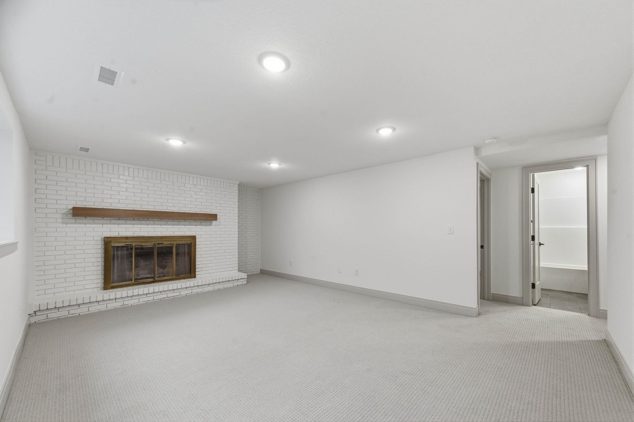 14603 E Willowbend Ct Property Photo 29