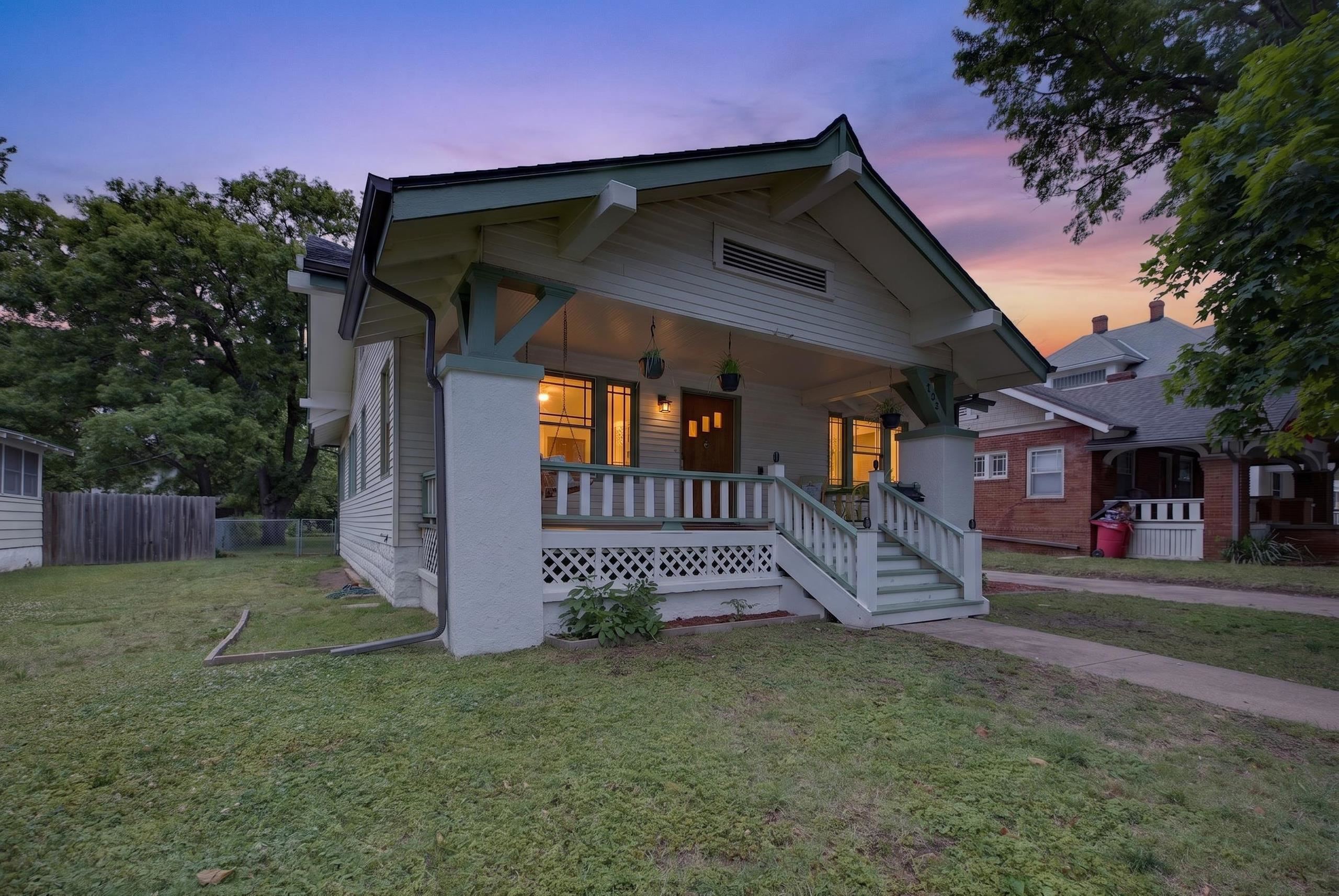 135 S Volutsia Avenue Property Photo 1