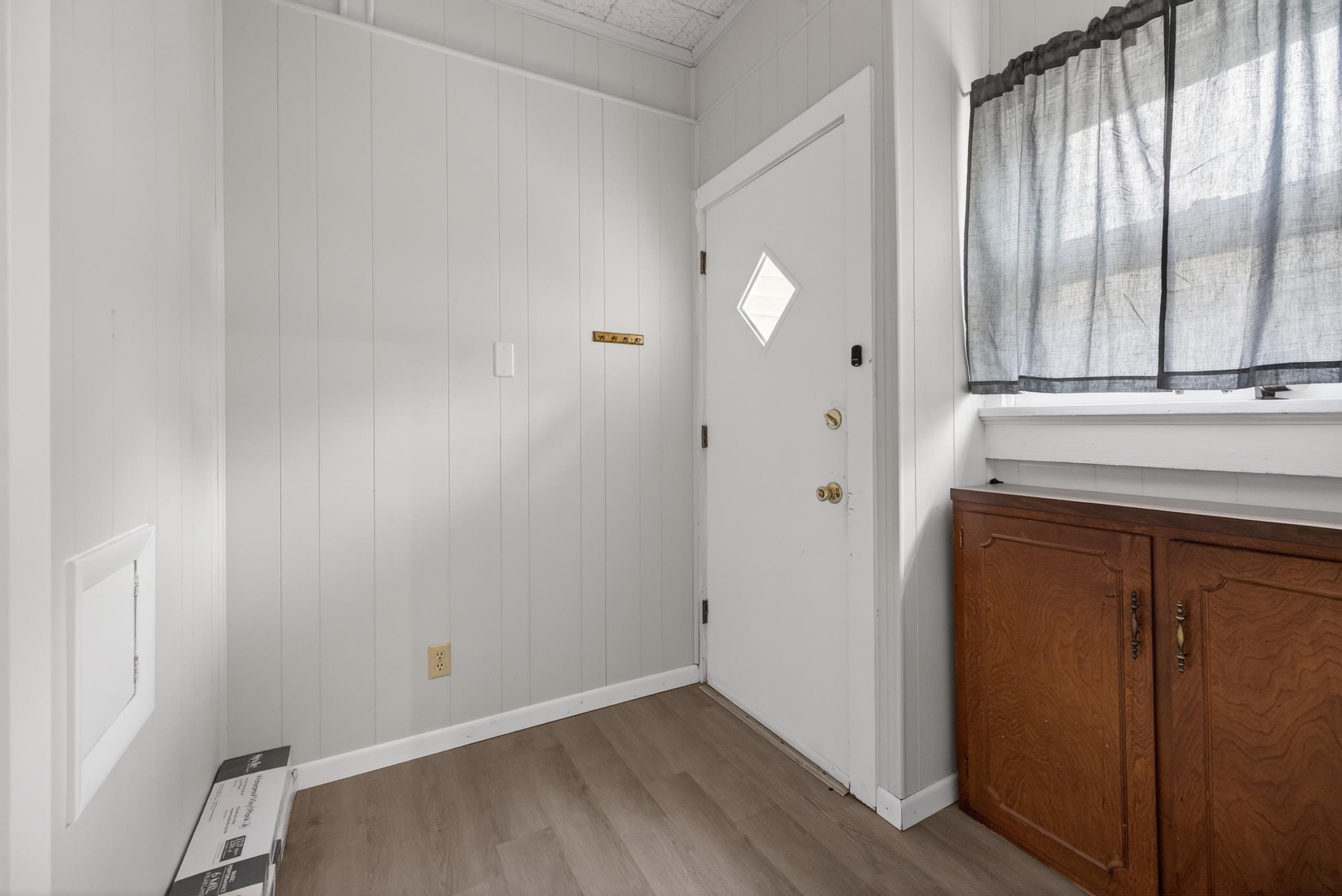135 S Volutsia Avenue Property Photo 8