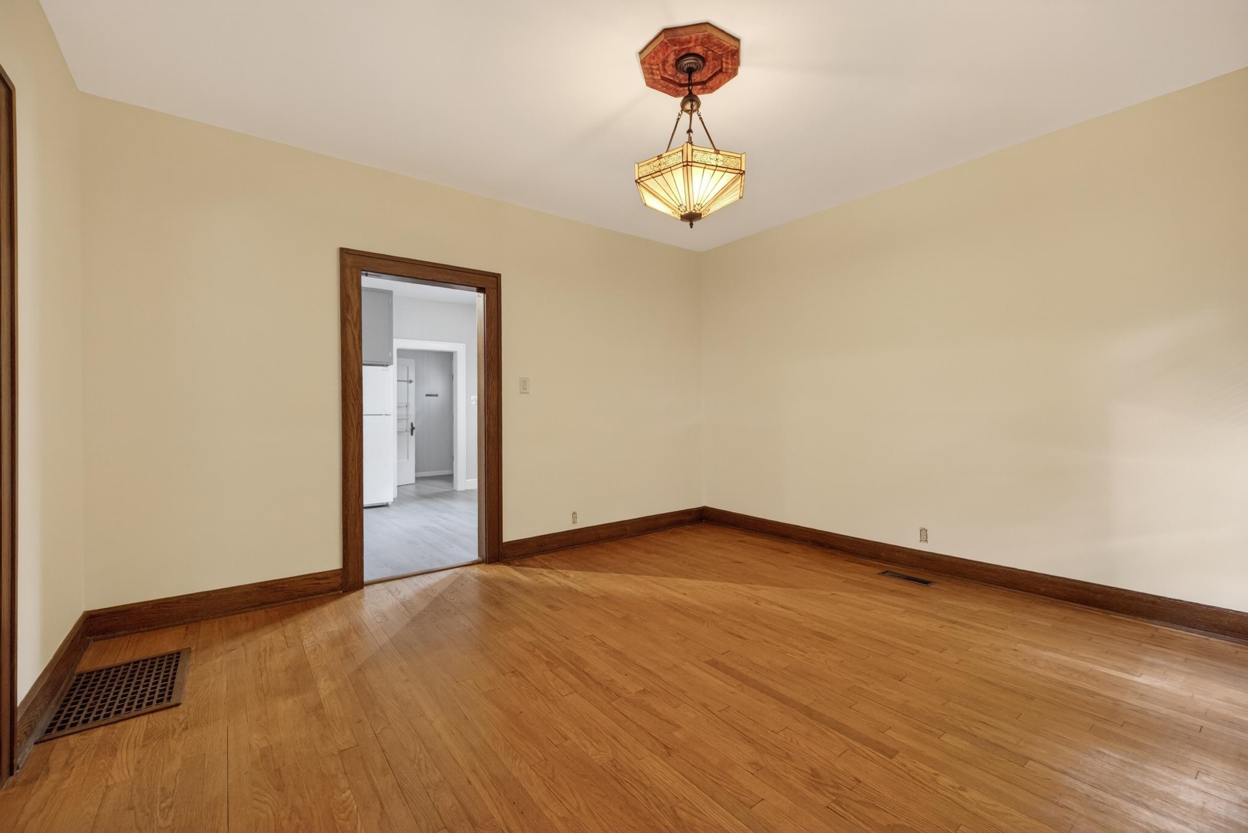 135 S Volutsia Avenue Property Photo 10