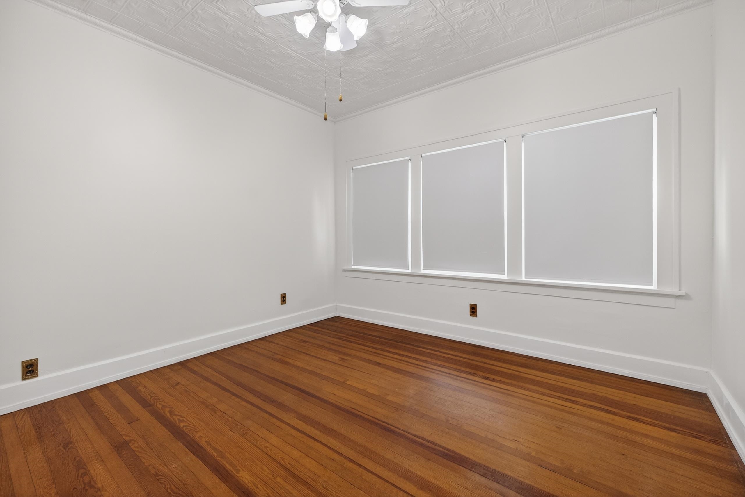 135 S Volutsia Avenue Property Photo 11