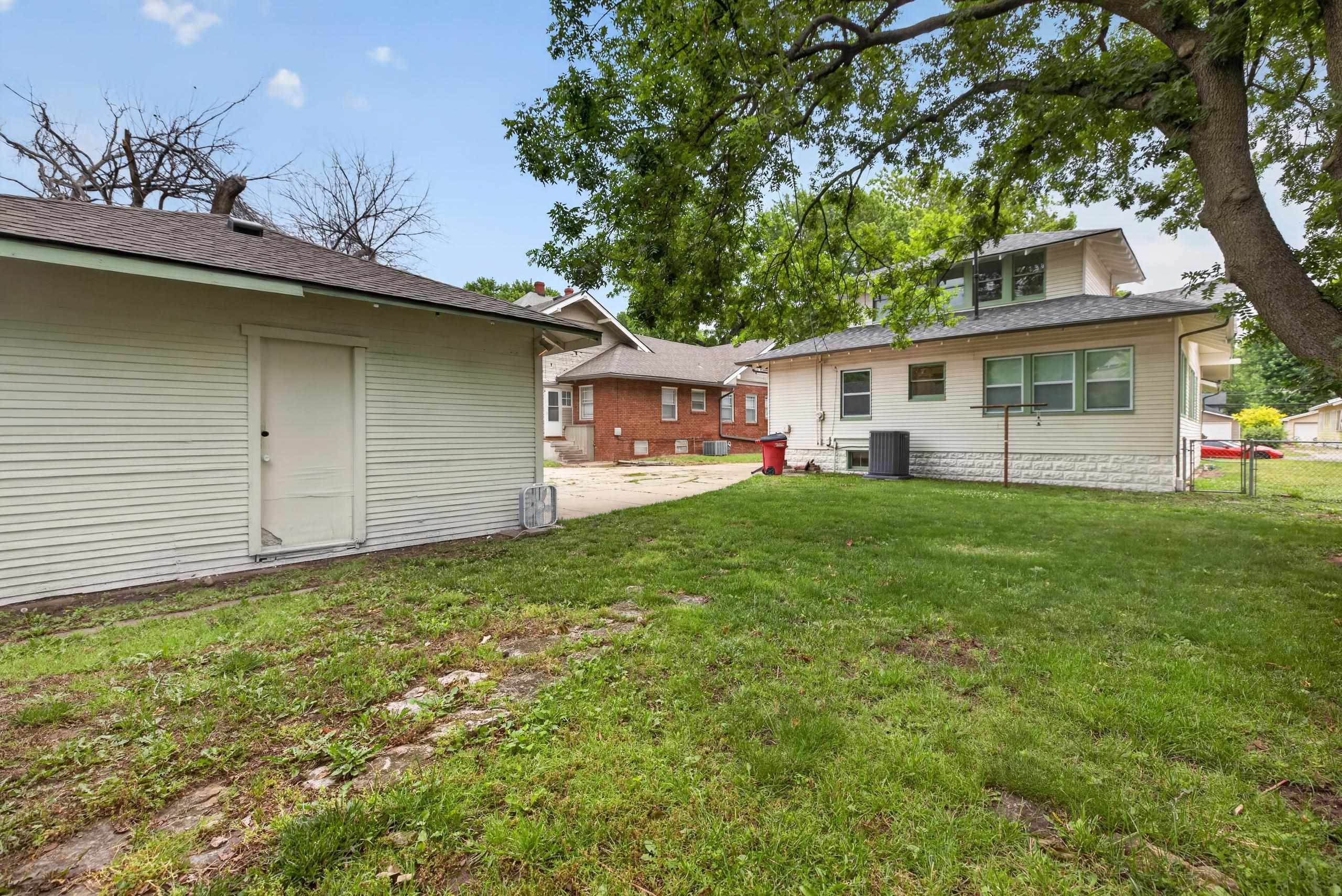 135 S Volutsia Avenue Property Photo 23