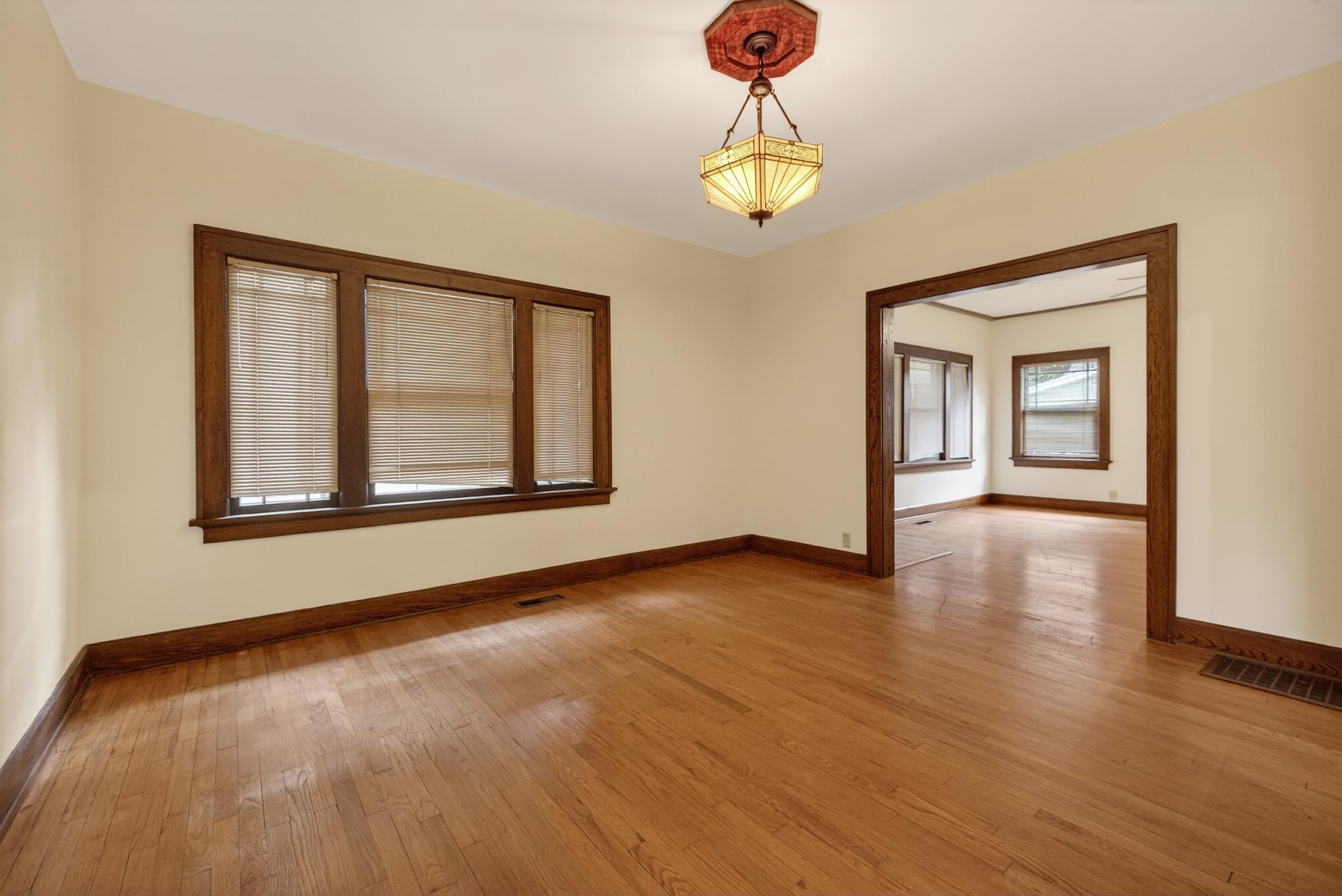135 S Volutsia Avenue Property Photo 25