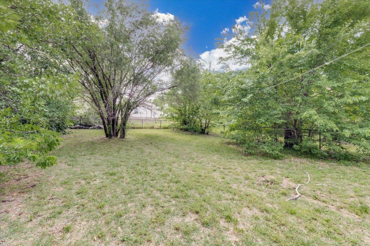 1746 Chautauqua Property Photo 10