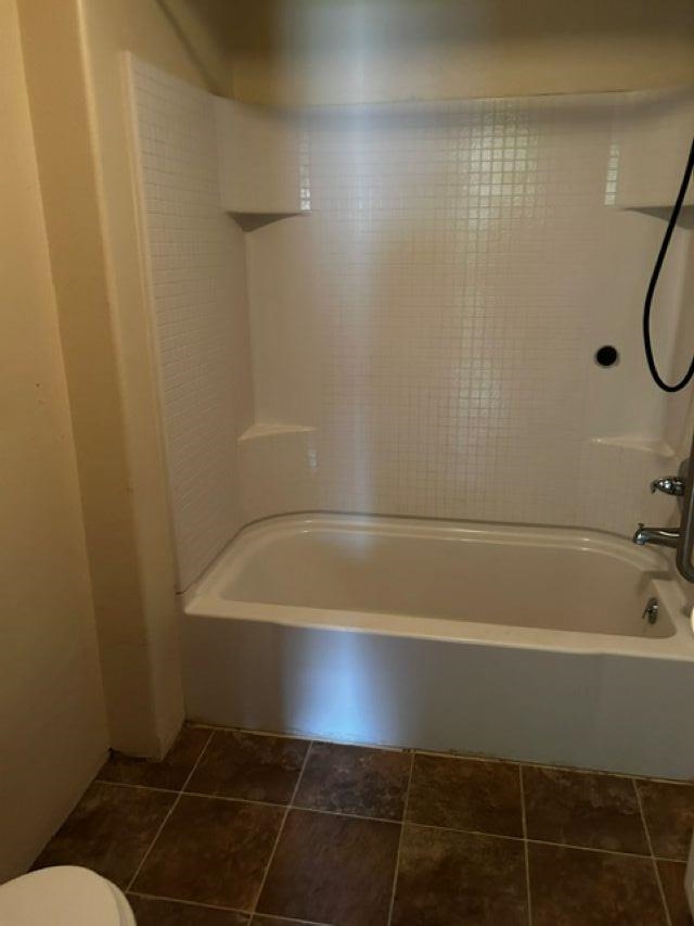 1221 N 4th Property Photo 9