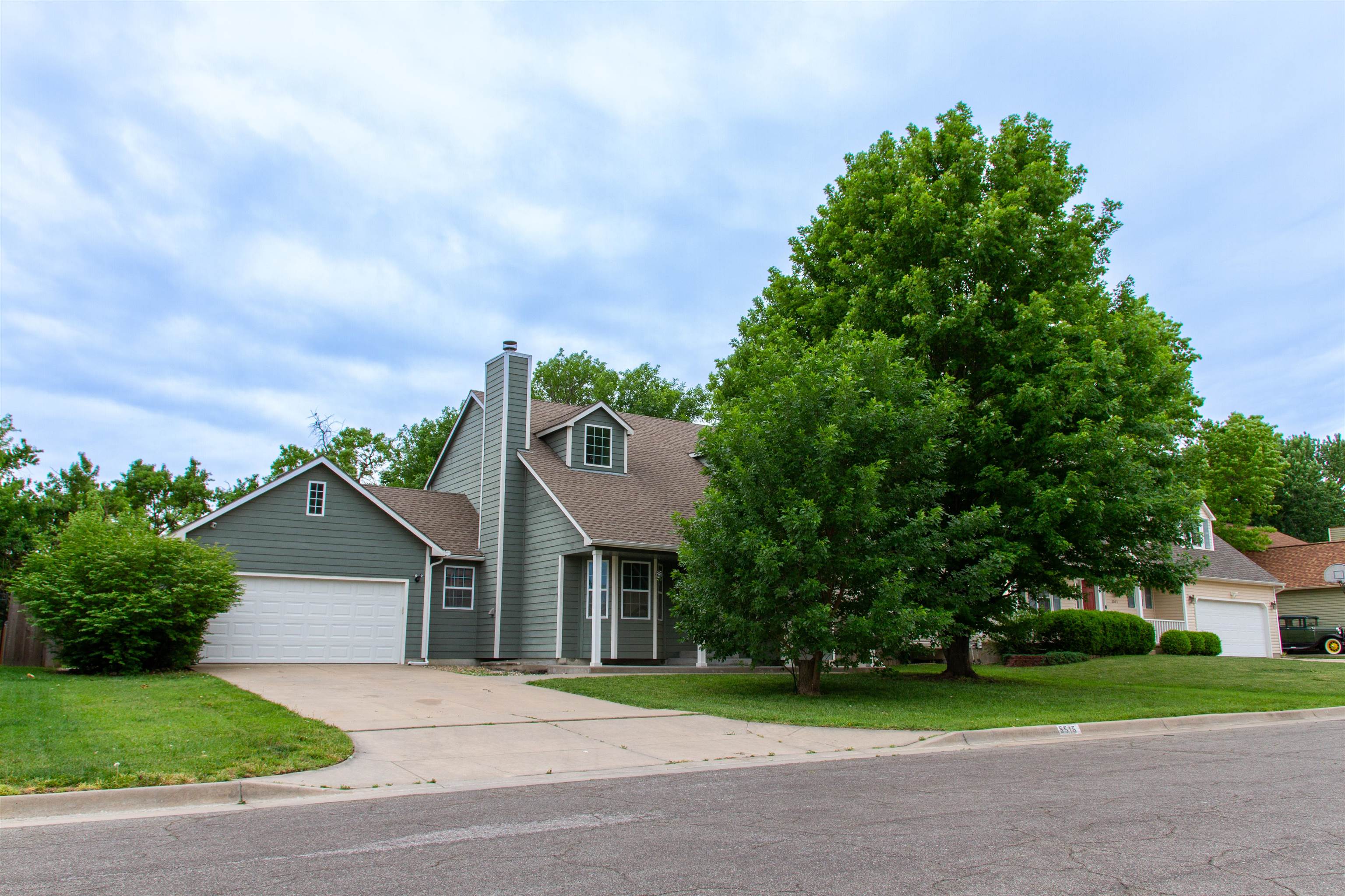 5515 E Pembrook Property Photo