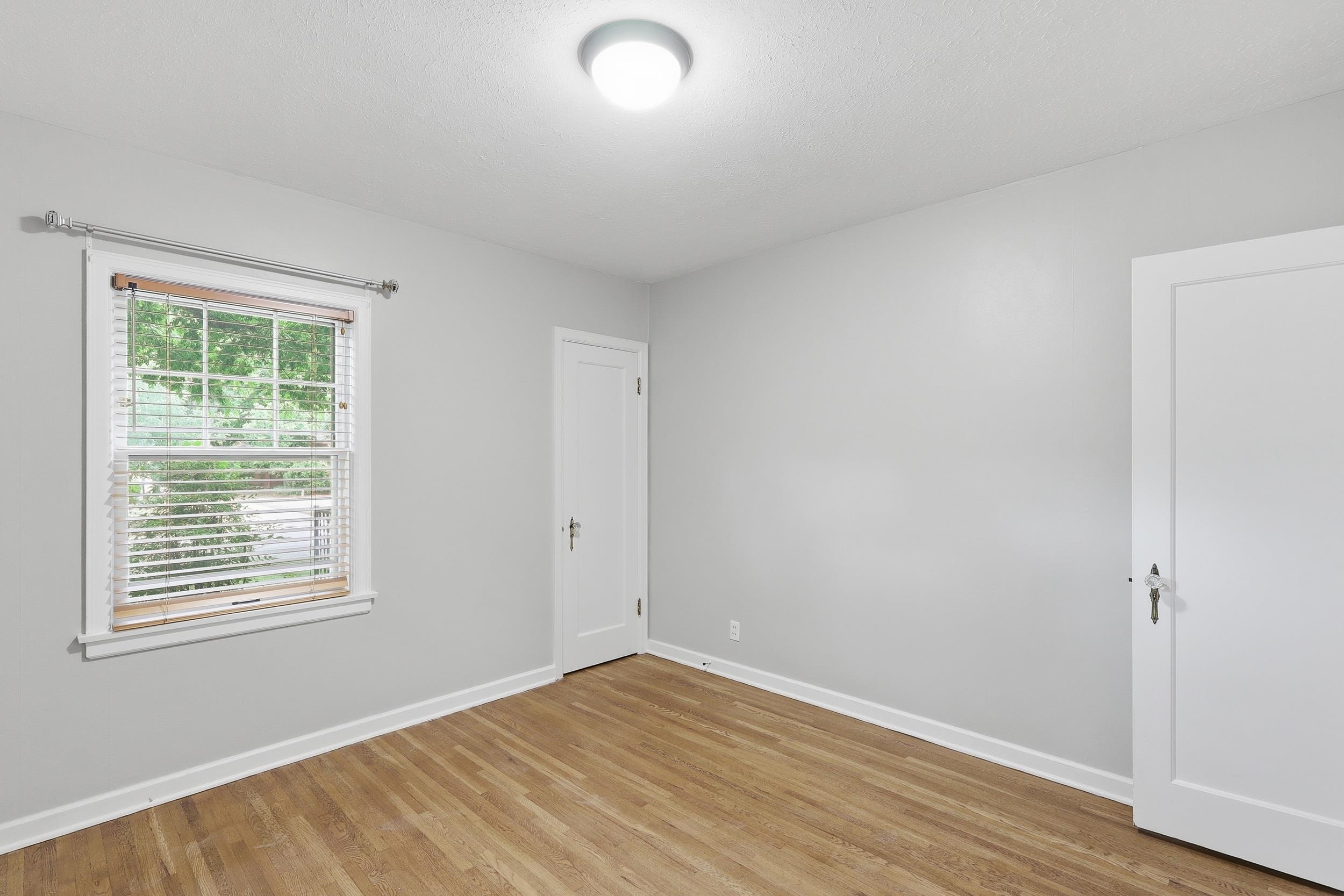230 S Minneapolis Avenue Property Photo 17