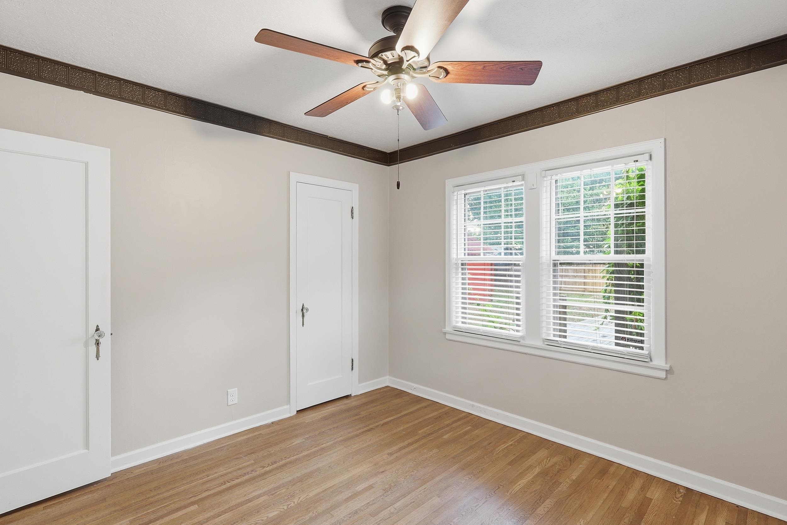 230 S Minneapolis Avenue Property Photo 19
