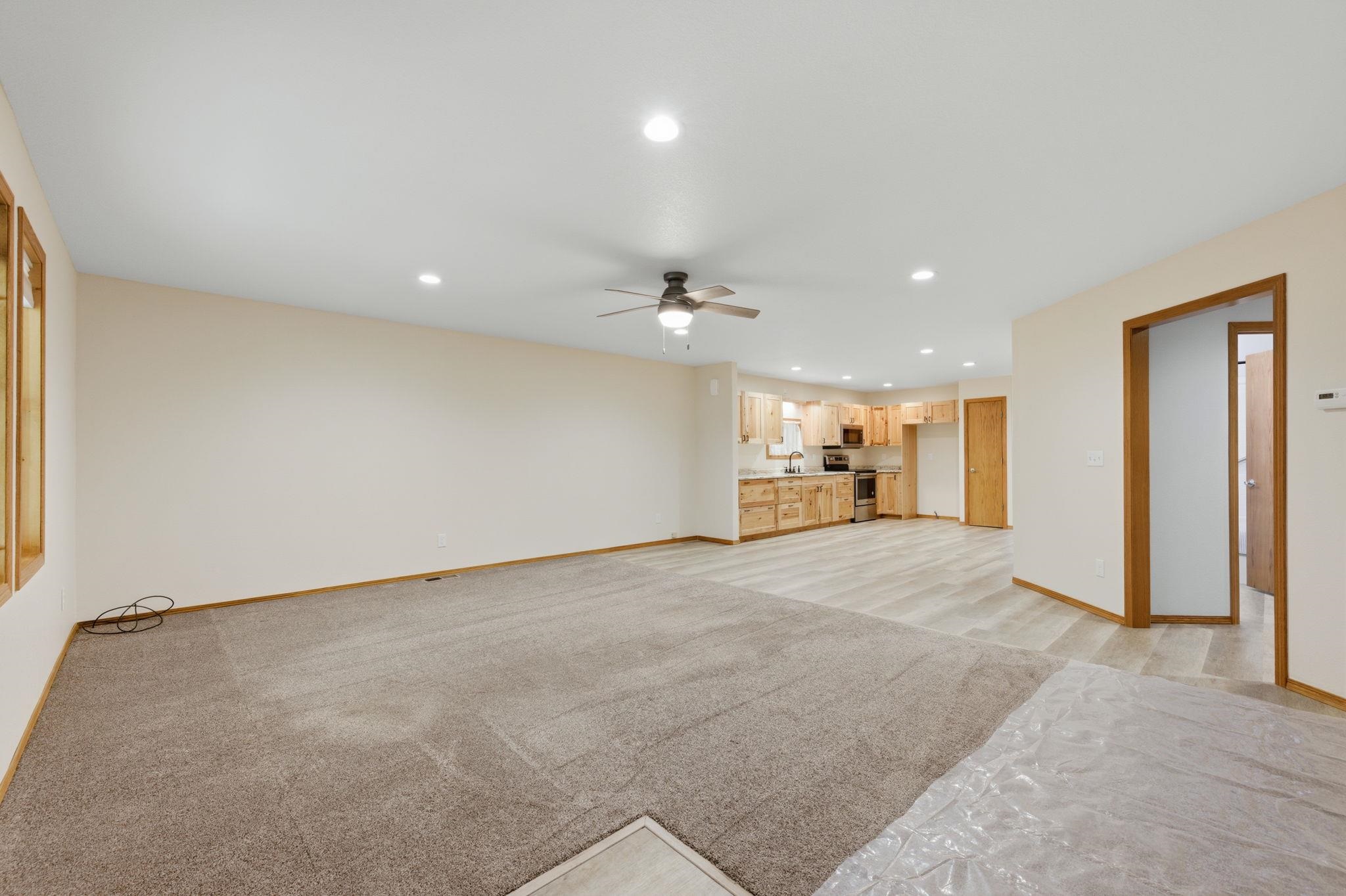 205 N St. Nicholas St Property Photo 5